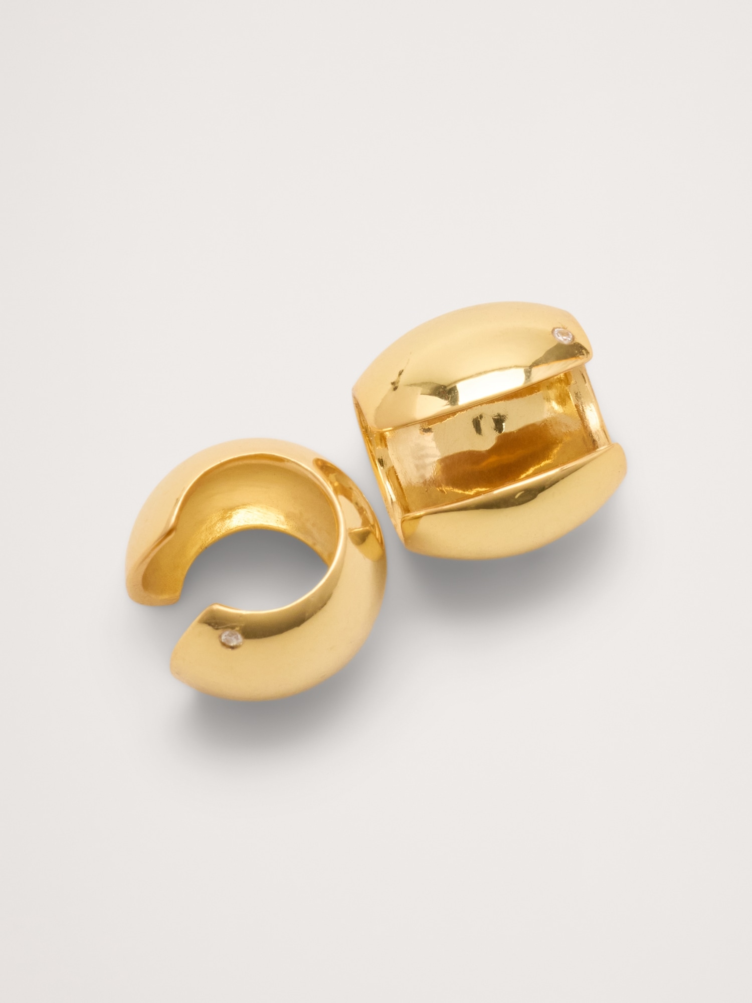 Image number 2 showing, Bubble Ear Cuff