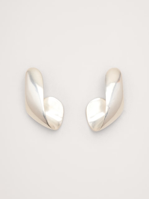 Ribbon Dangle Earring