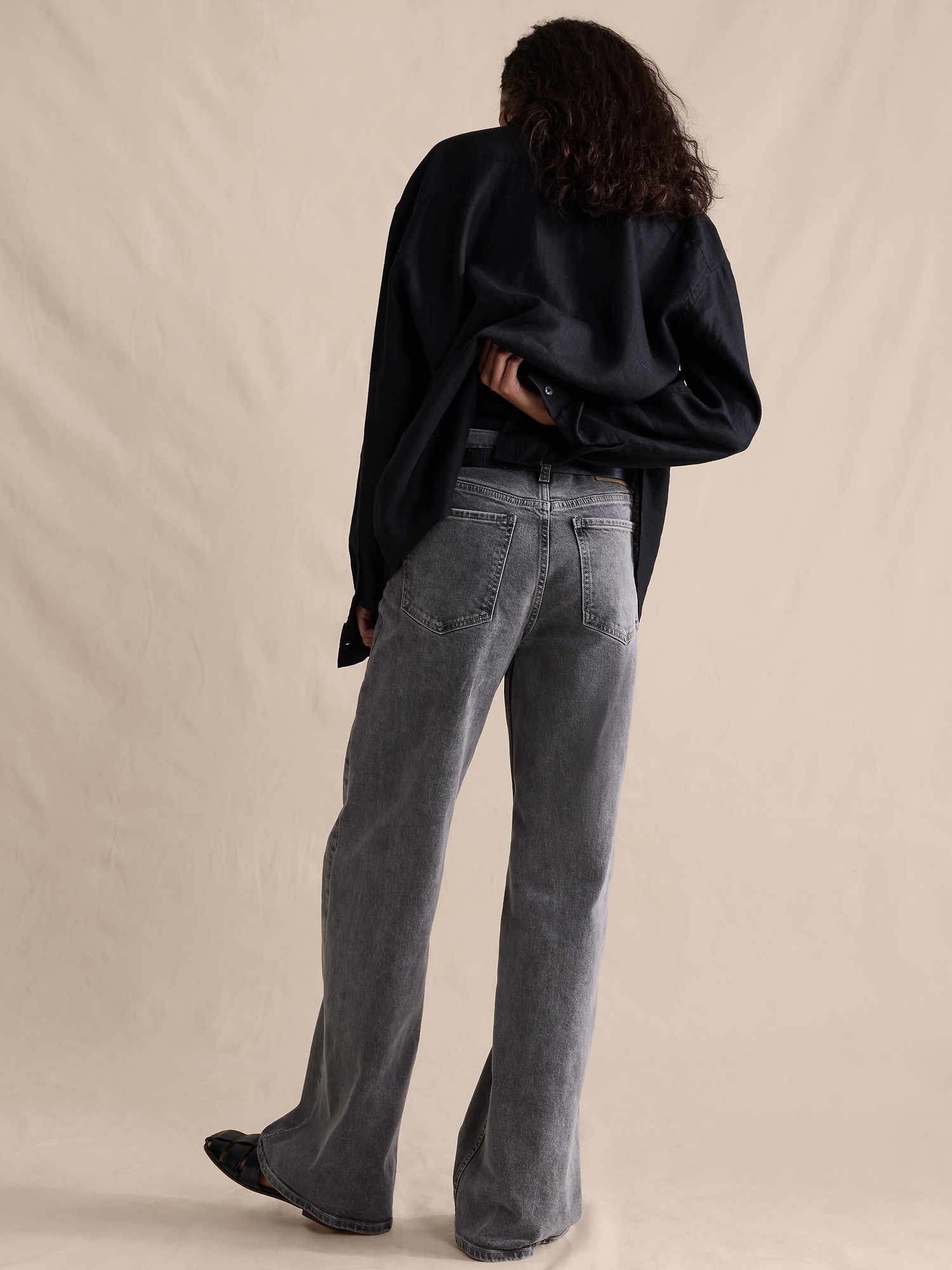 Image number 3 showing, The Icon Classic Wide-Leg Jean