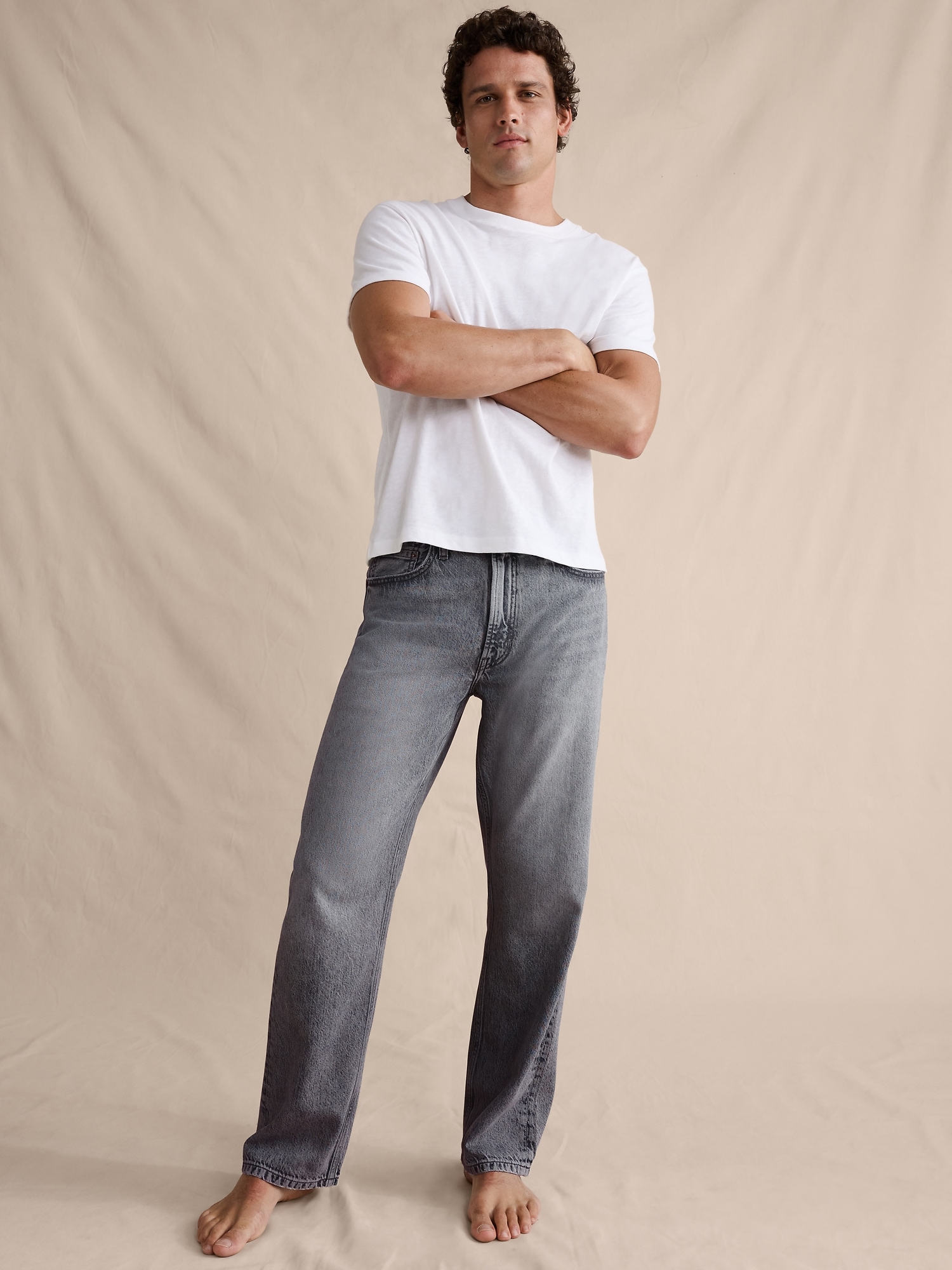 Image number 8 showing, Relaxed-Straight Lightweight Jean