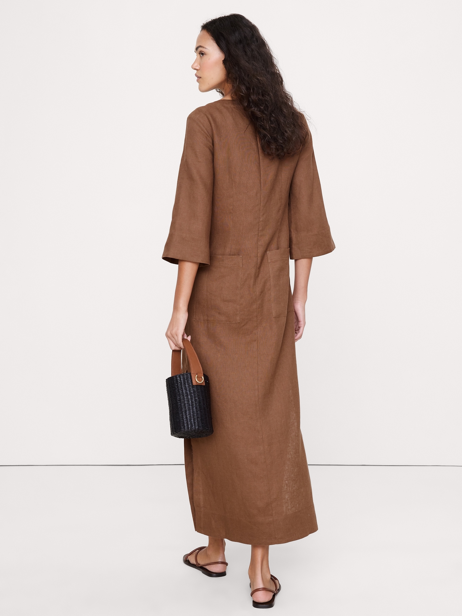 Image number 3 showing, Linen Scoop-Neck Maxi Dress
