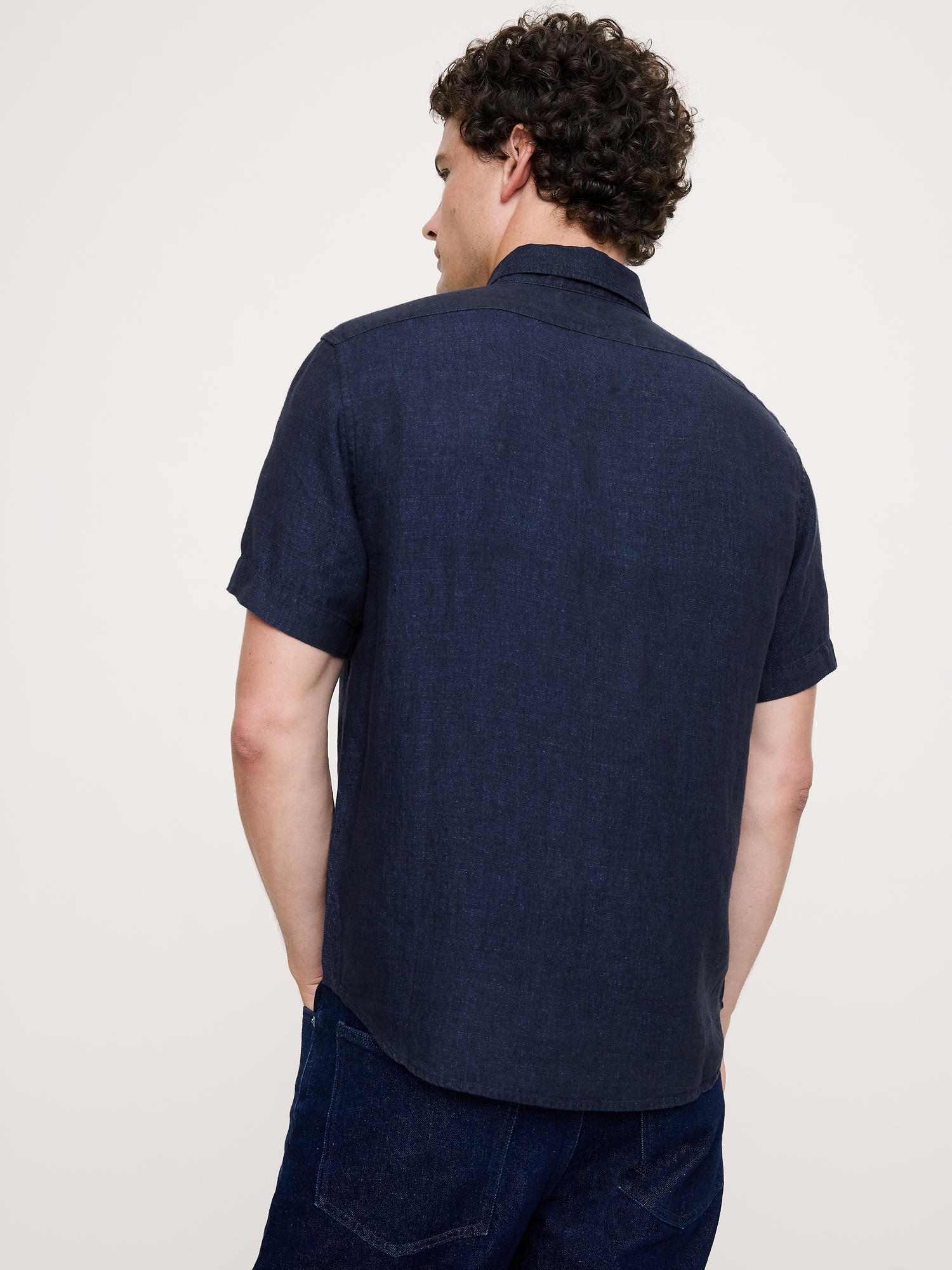 Image number 2 showing, Standard-Fit Linen Short-Sleeve Shirt