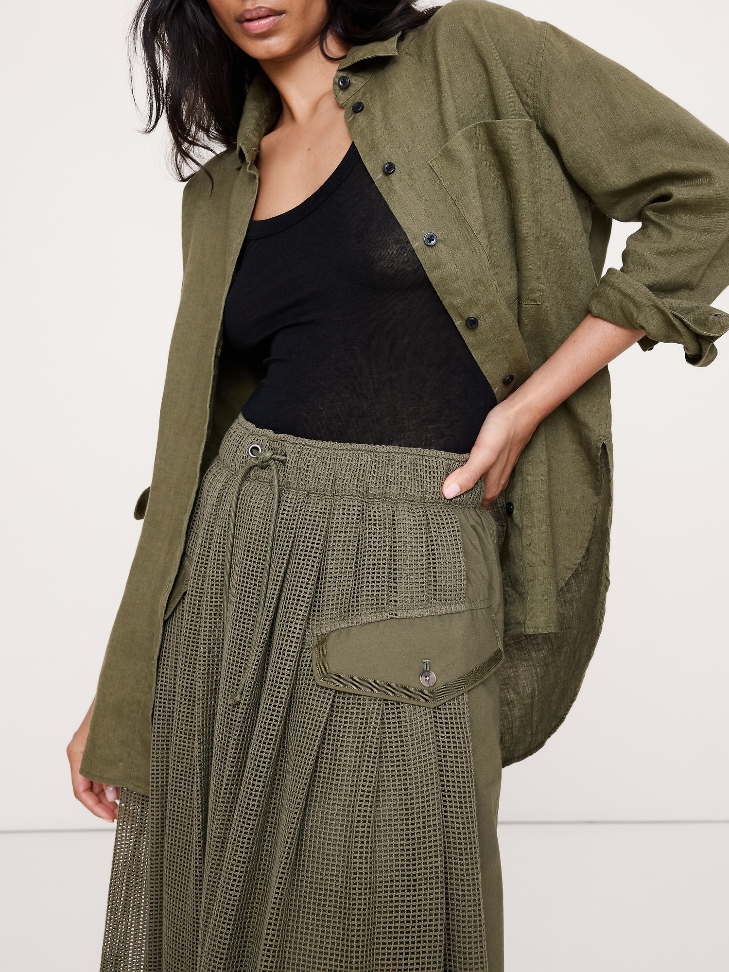 Женская юбка Banana Republic Mixed Media Utility, цвет: Оливковый зелёный — фото 3