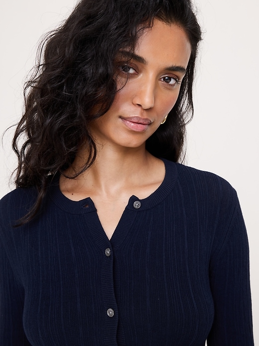 Crinkle Knit Cropped Cardigan | Banana Republic