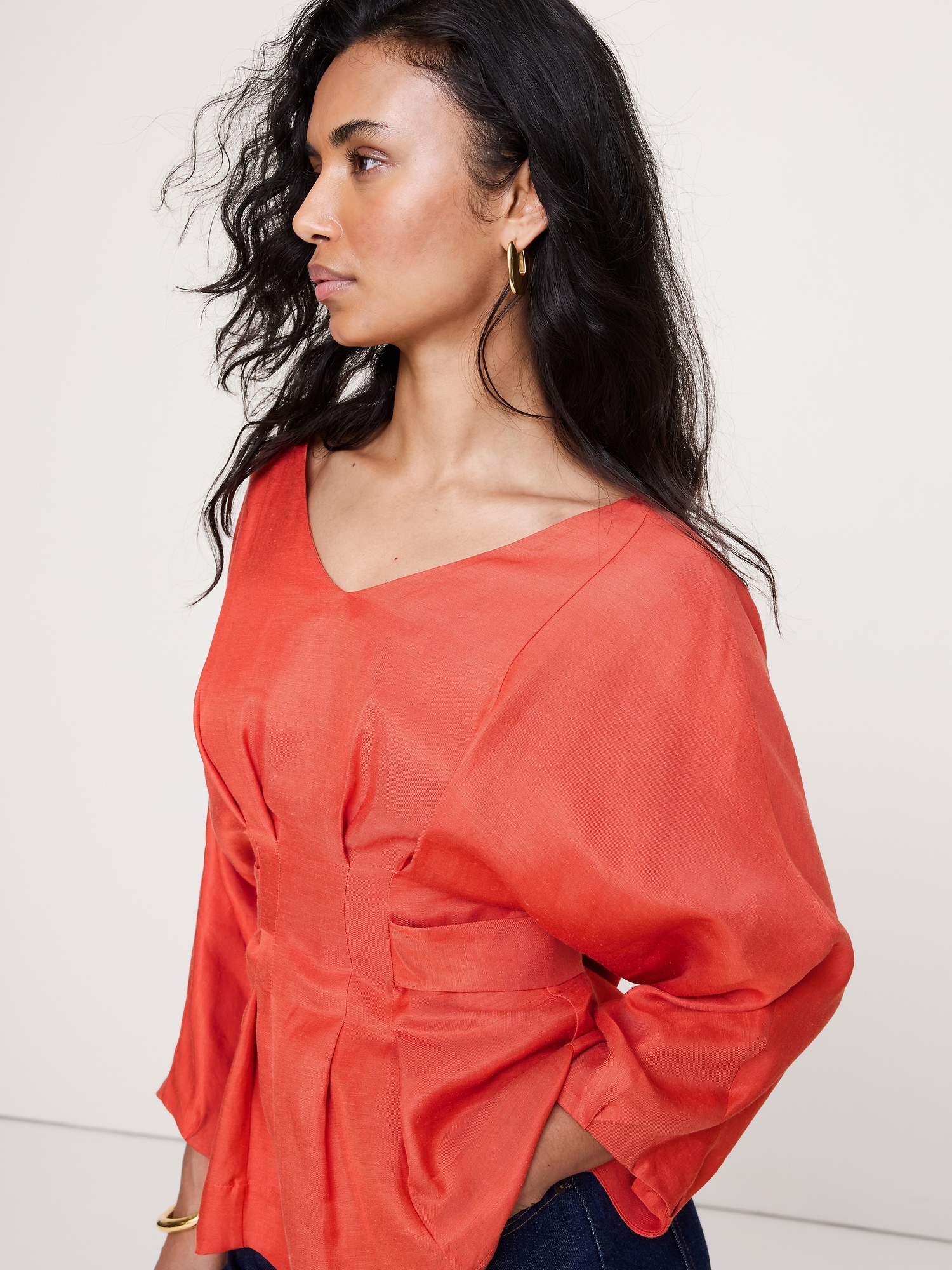 Image number 6 showing, Viscose-Linen Pleated Top
