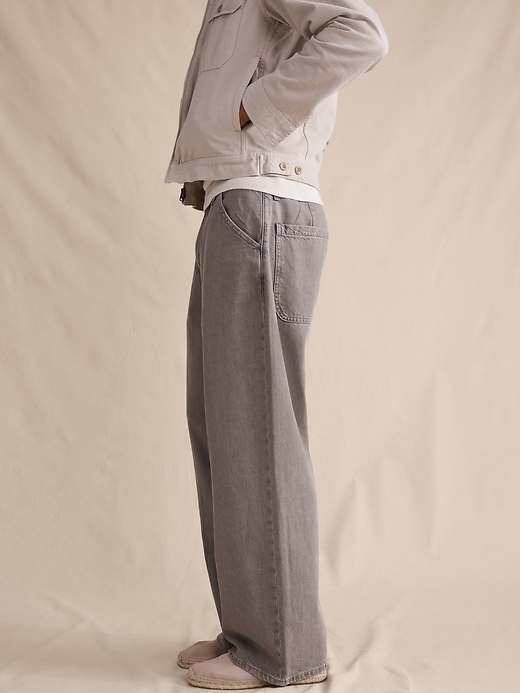 Loose Lightweight Jean | Banana Republic