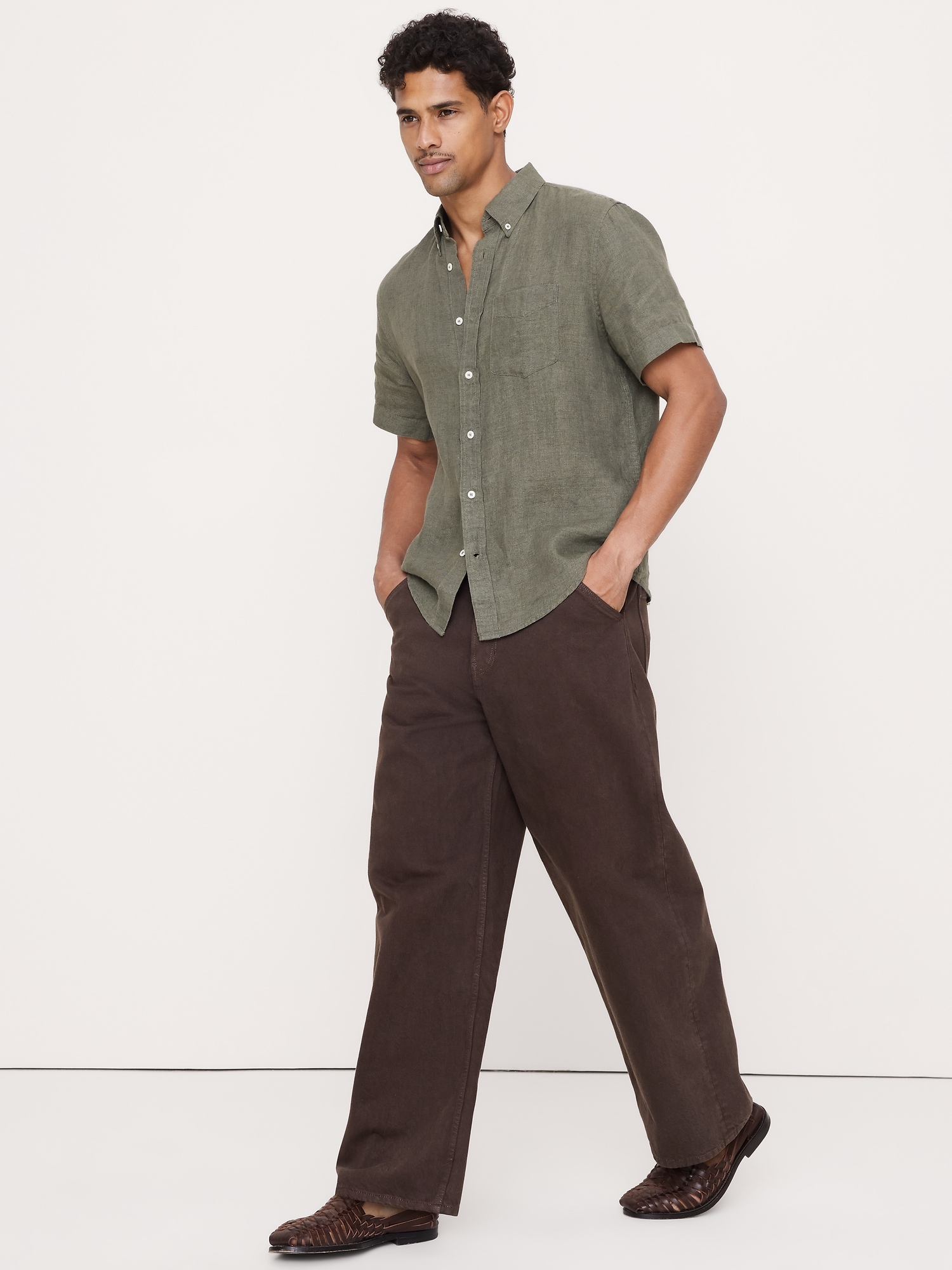 Standard-Fit Linen Short-Sleeve Shirt