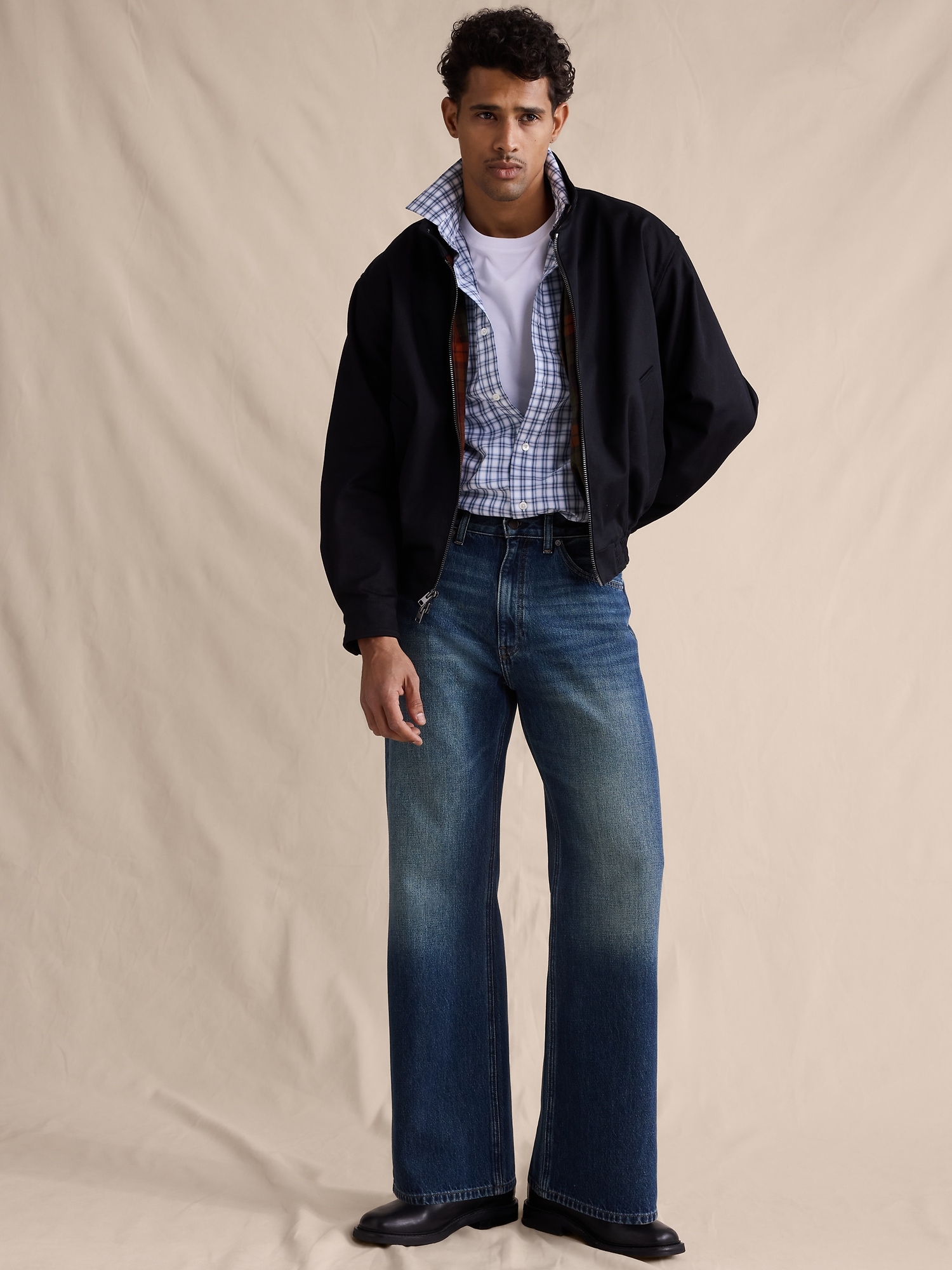 Relaxed Bootcut Jean in 100% Cotton
