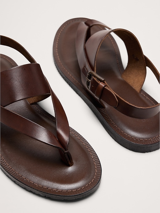 BANANA REPUBLIC レザーサンダル ブラウン Leather Criss-Cross Sandal | Banana Republic