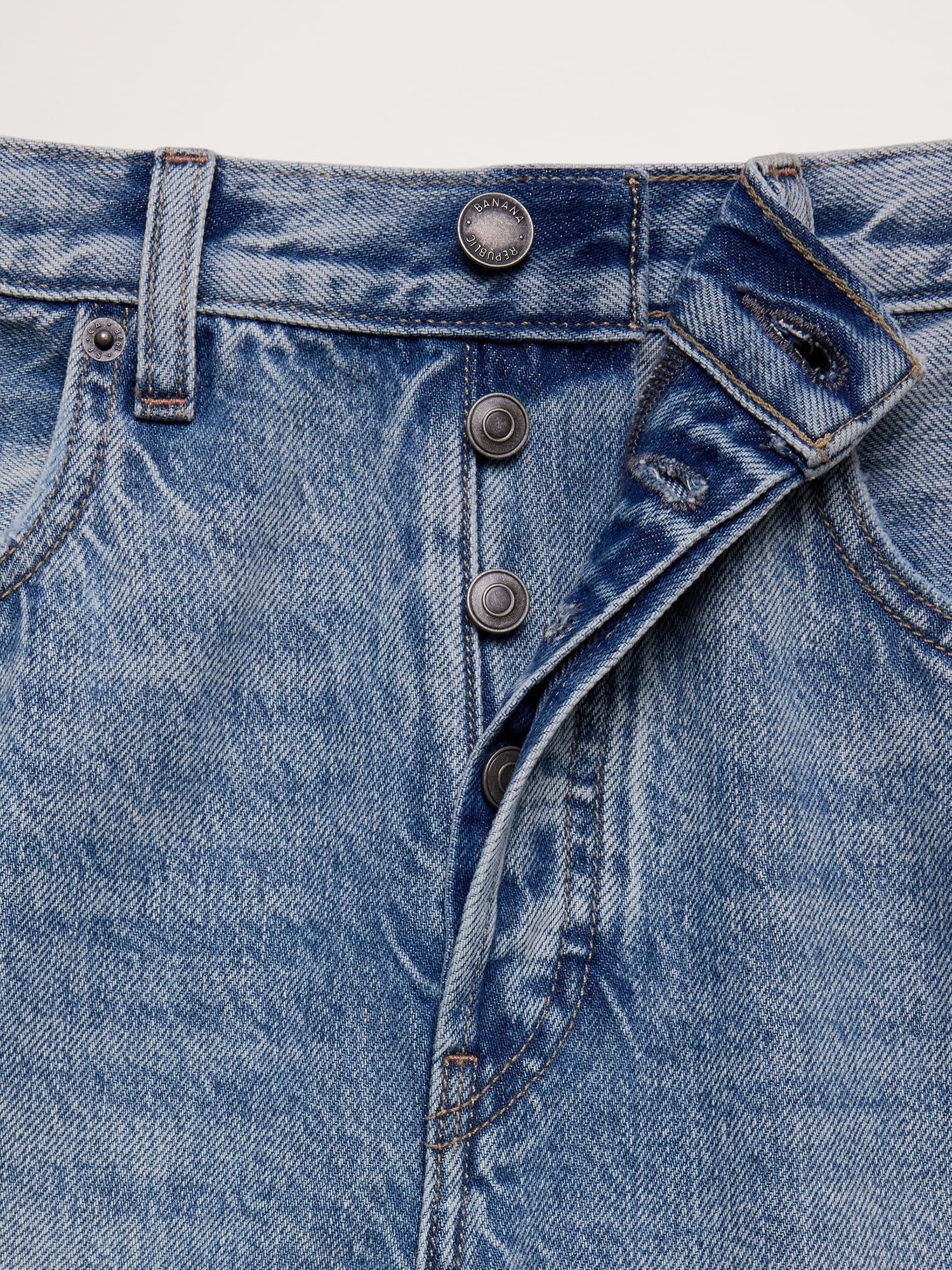 Image number 7 showing, Mid-Rise Baggy-Straight Lightweight Jean