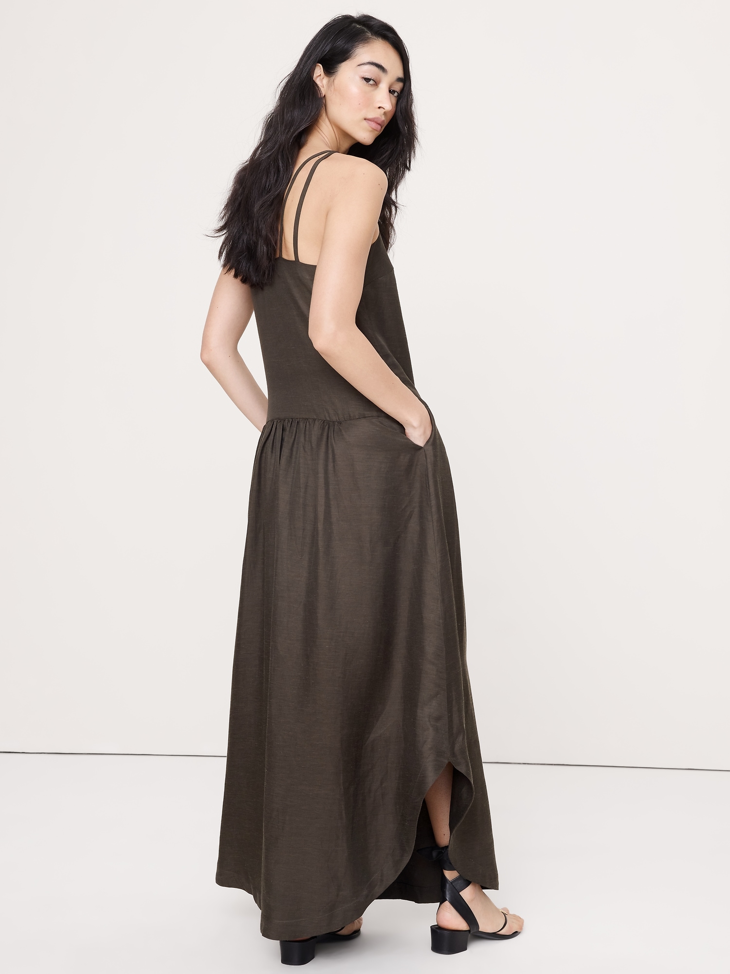 Image number 5 showing, Viscose-Linen Drop-Waist Maxi Dress