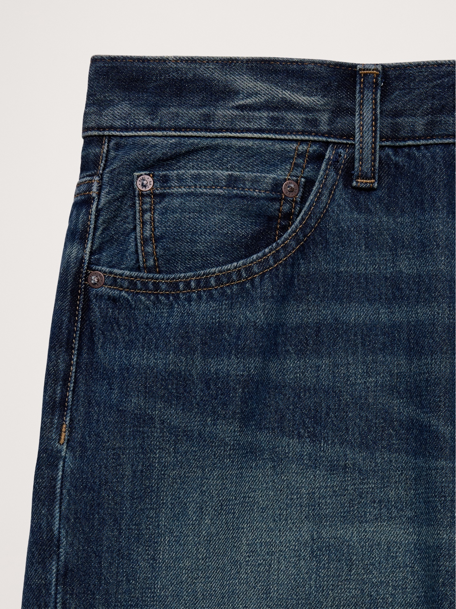 Мужские джинсы Banana Republic Relaxed Bootcut Jean in 100% Cotton, цвет: Средняя варка — фото 6