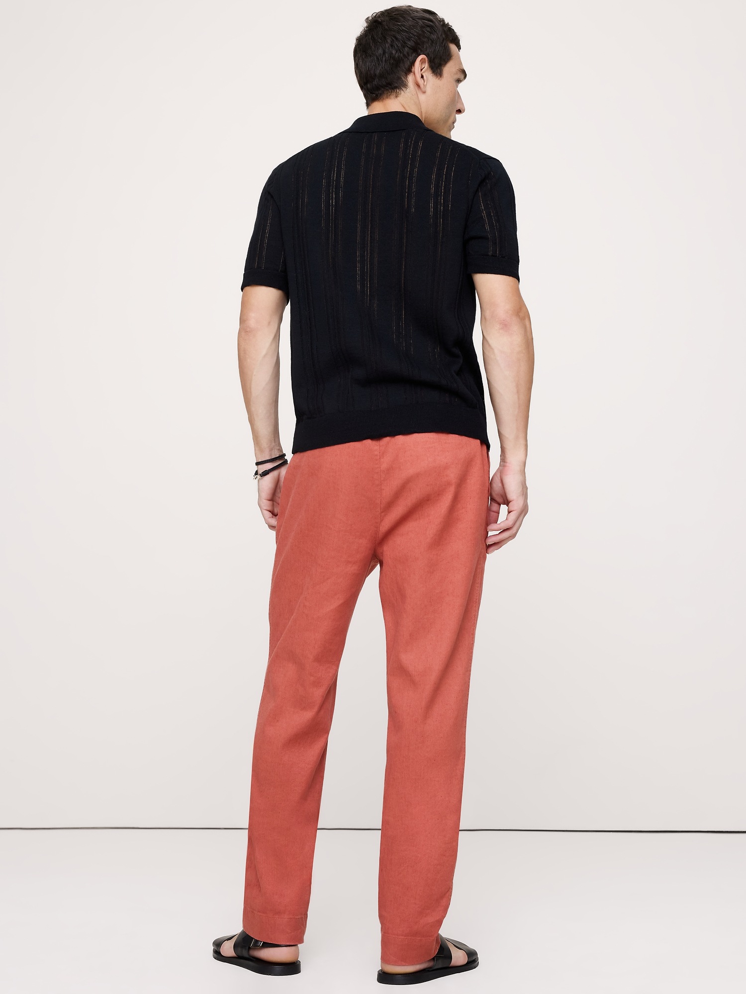 Мужские брюки Banana Republic Straight Italian Linen-Cotton Pull-On Pant, цвет: Коралловый — фото 2