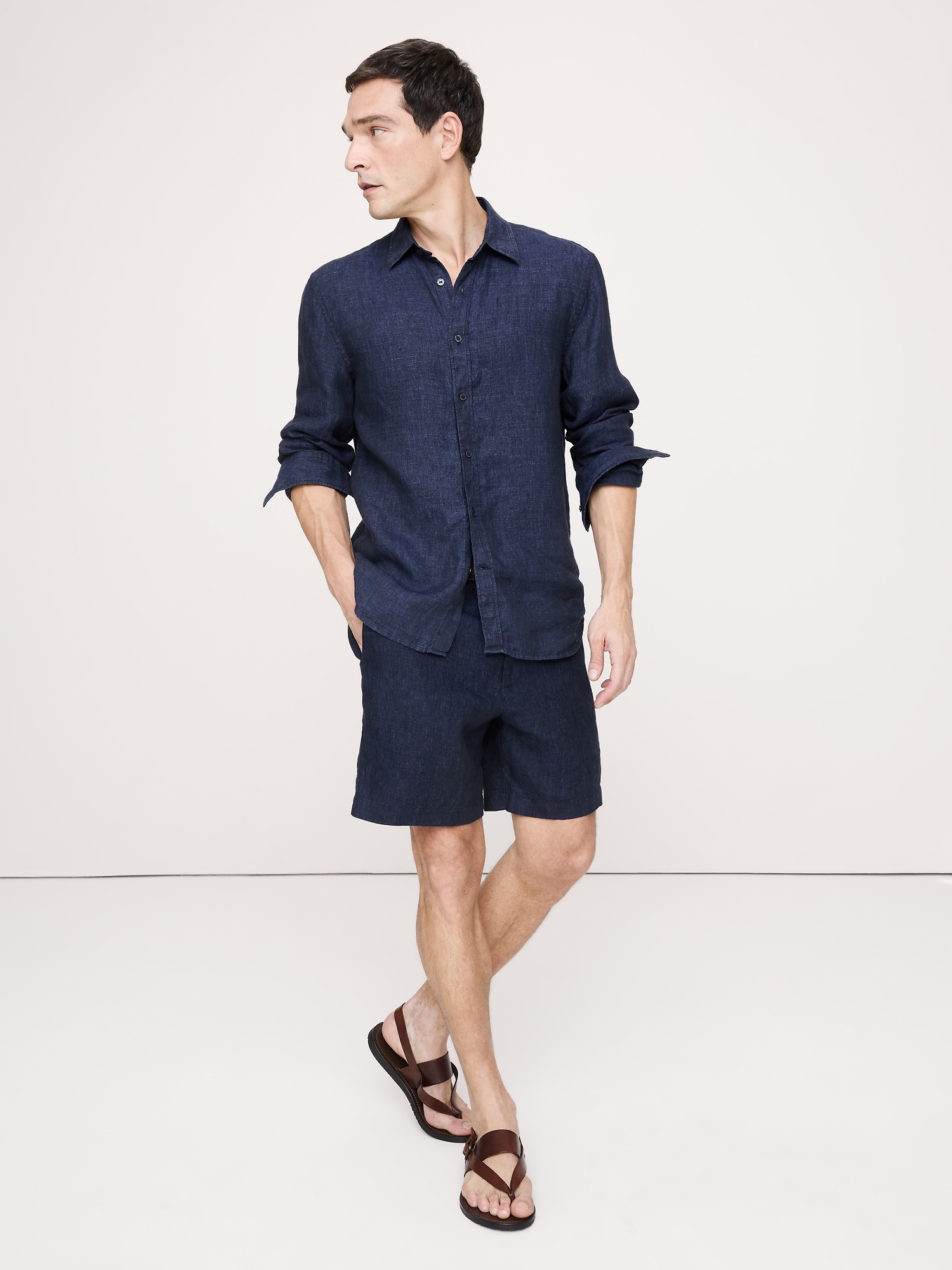 Мужские шорты Banana Republic 7" Linen Short, цвет: Тёмно-синий
