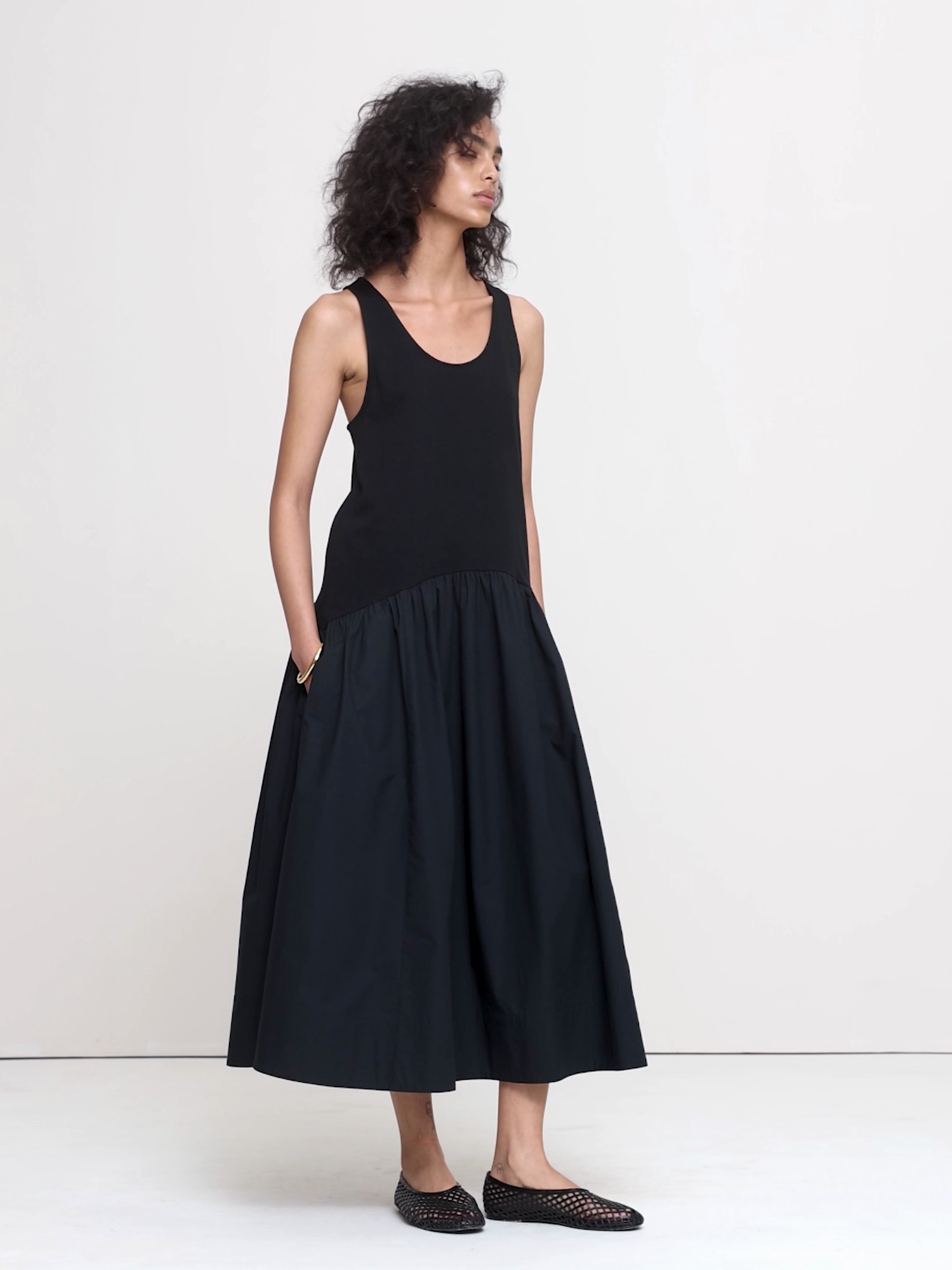 Женское платье Banana Republic Cotton Poplin + Jersey Midi, цвет: Чёрный — фото 3