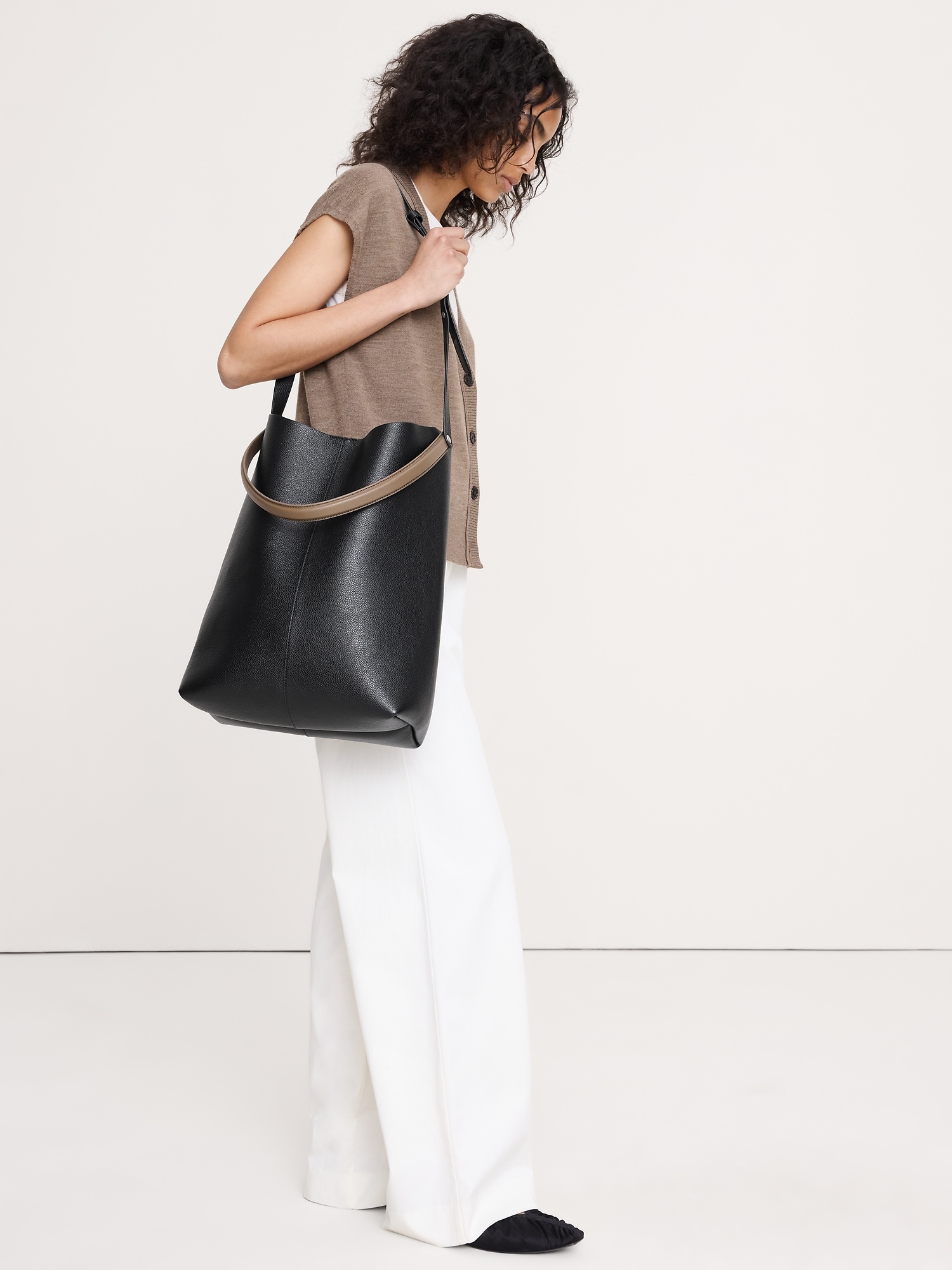 Image number 3 showing, Slouchy Vida Italian Leather Bag