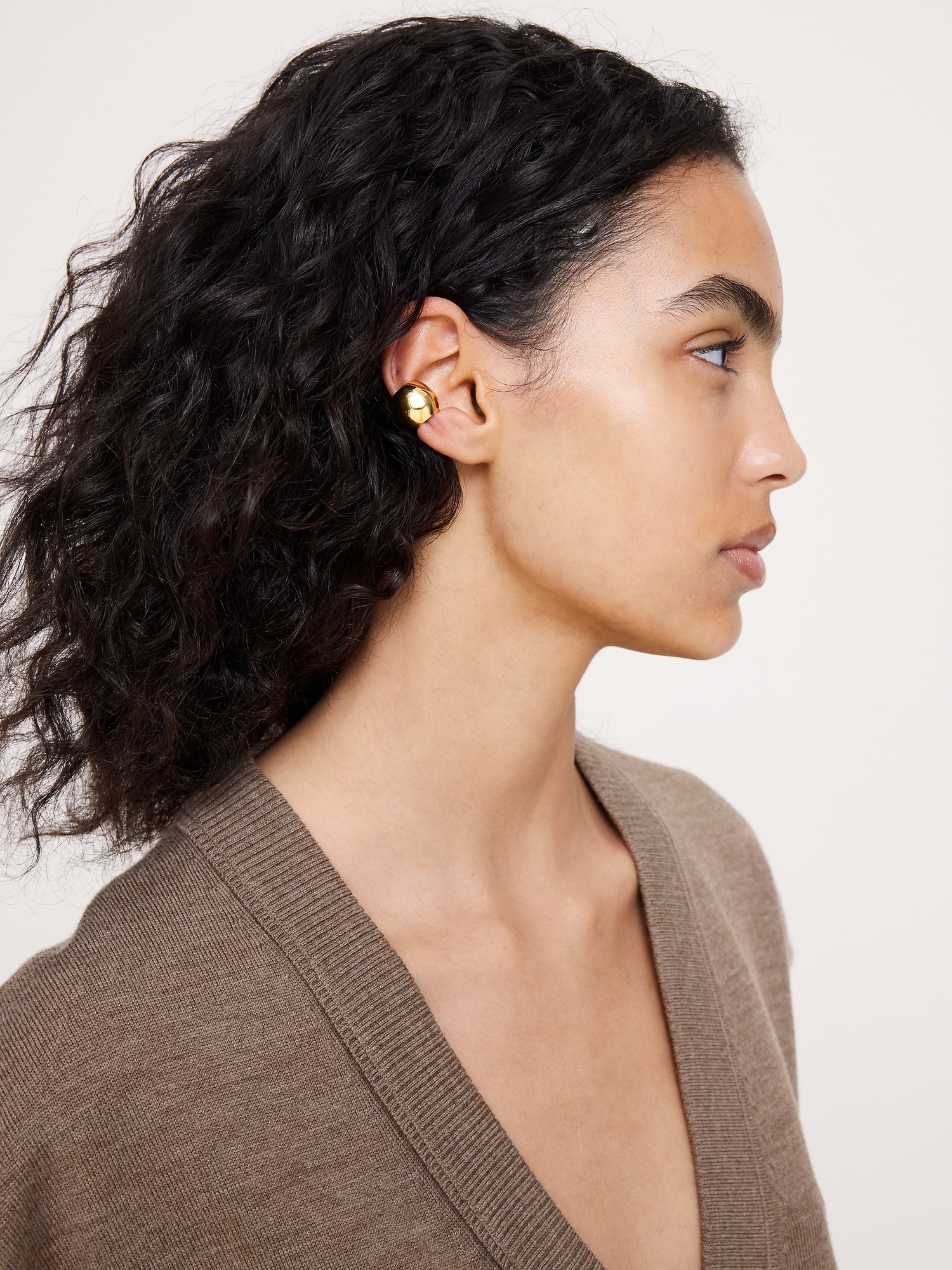 Женские серьги Banana Republic Bubble Ear Cuff, цвет: Золотой — фото 2