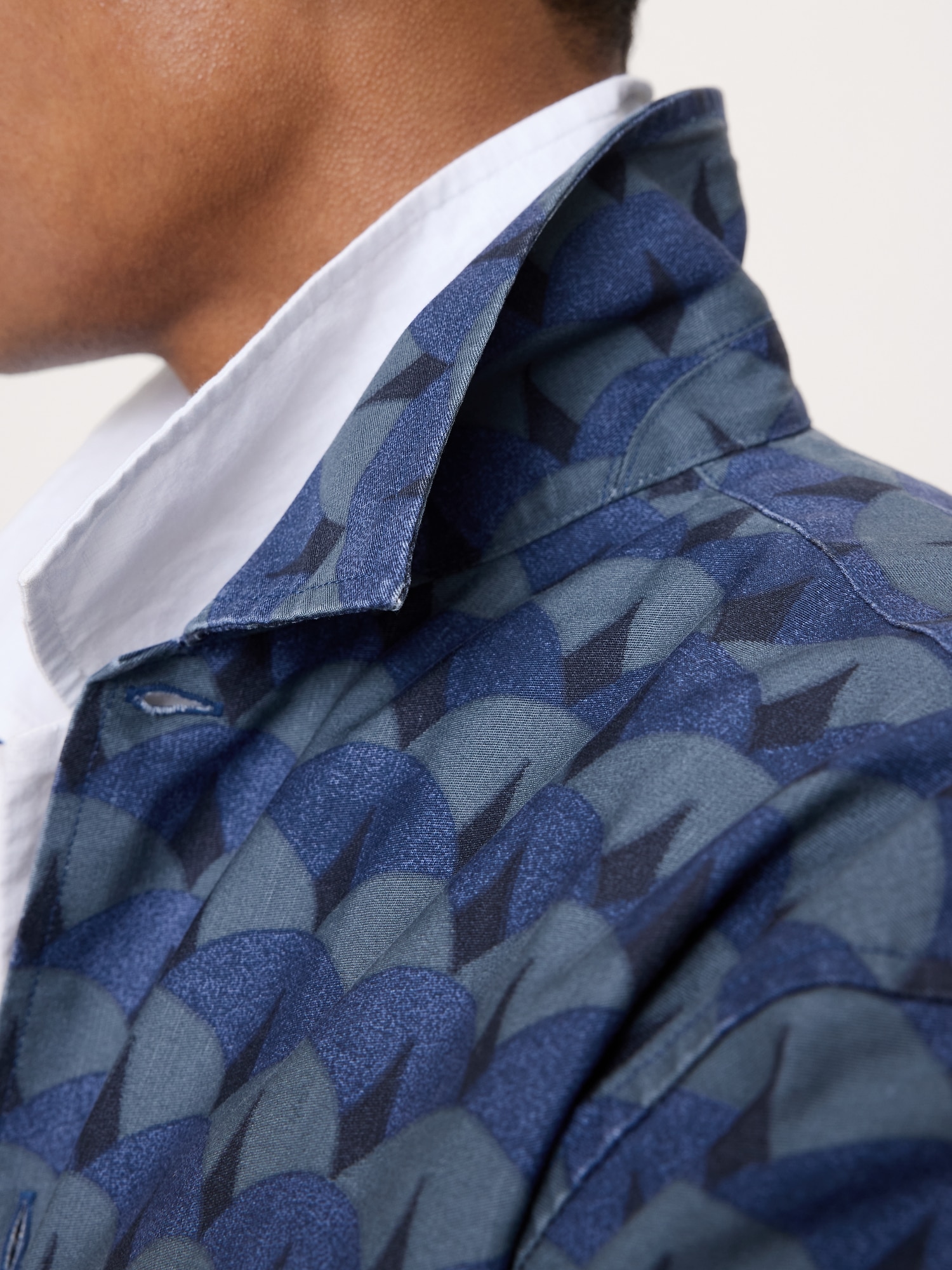 Image number 5 showing, Relaxed-Fit Cotton-Linen Resort Shirt