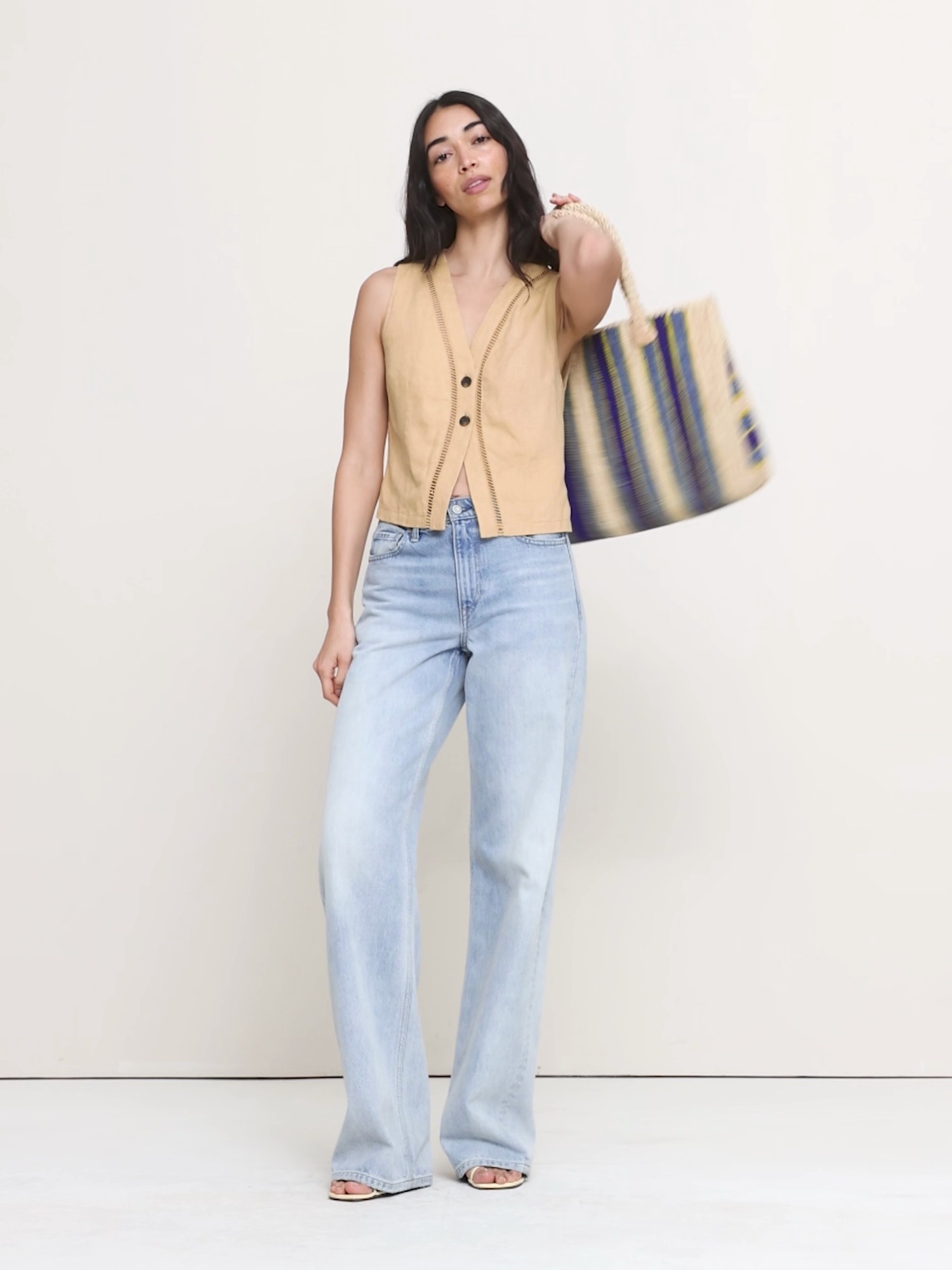 Женский жилет Banana Republic Linen Lace-Trim Vest, цвет: Каменный хаки — фото 6
