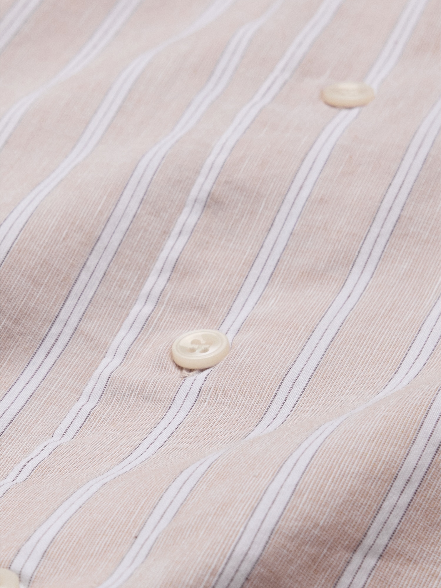 Image number 2 showing, Slim-Fit Linen-Cotton Dress Shirt