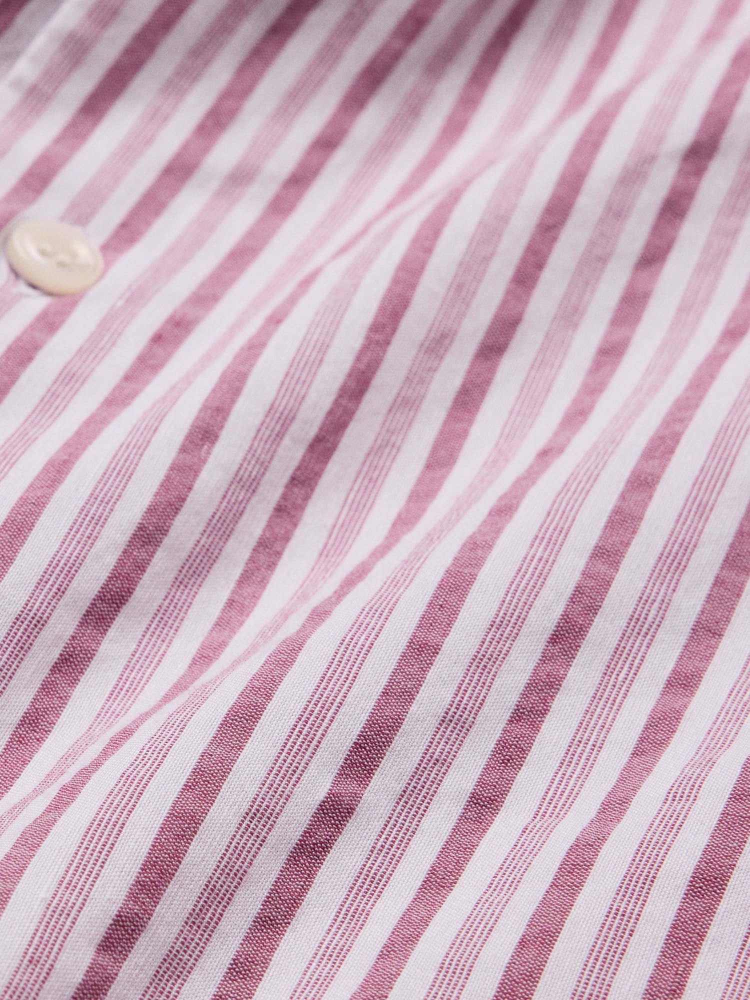 Image number 2 showing, Slim-Fit Linen-Cotton Dress Shirt