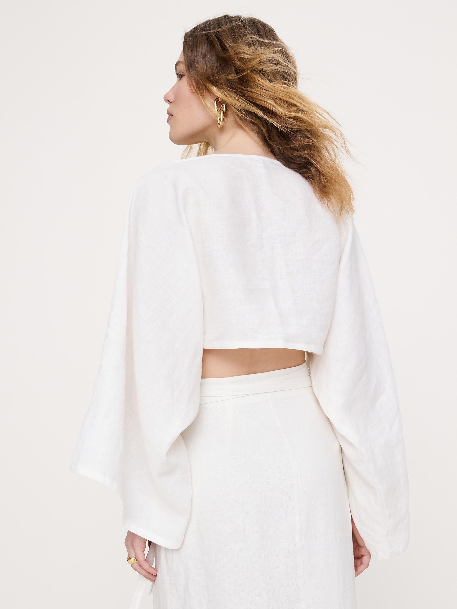 Image number 6 showing, Linen Cropped Boatneck Top
