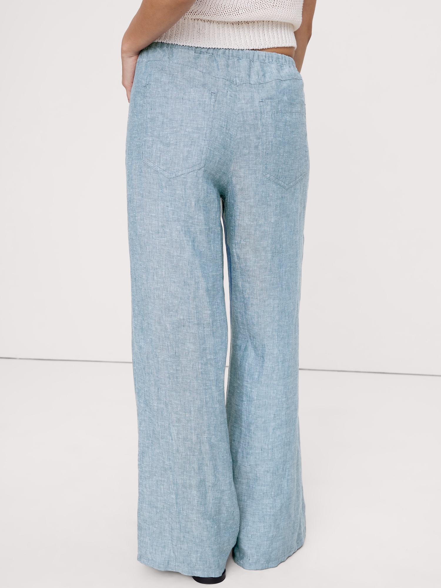 Image number 3 showing, The Studio Wide-Leg Drawstring Pant in Linen