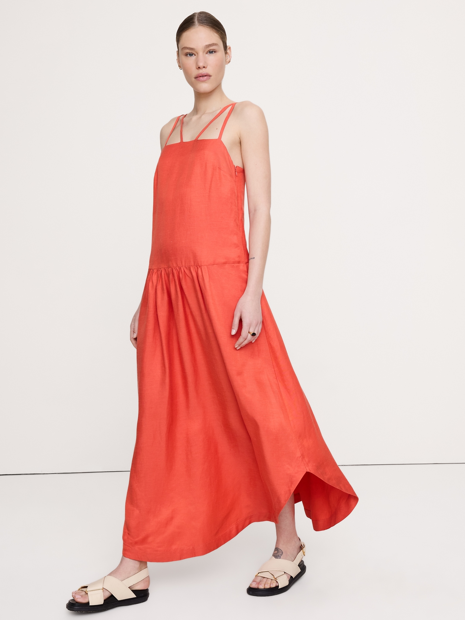 Image number 1 showing, Viscose-Linen Drop-Waist Maxi Dress