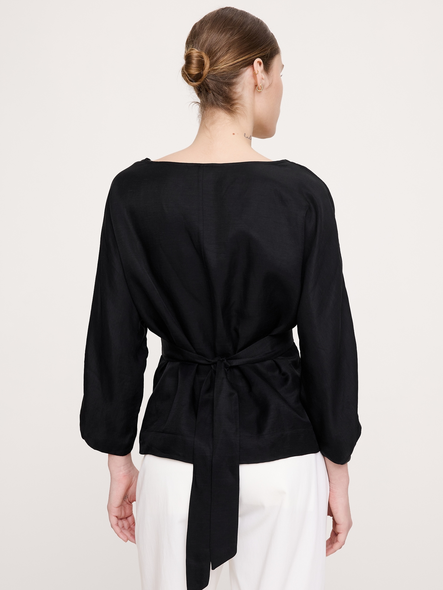 Image number 2 showing, Viscose-Linen Pleated Top