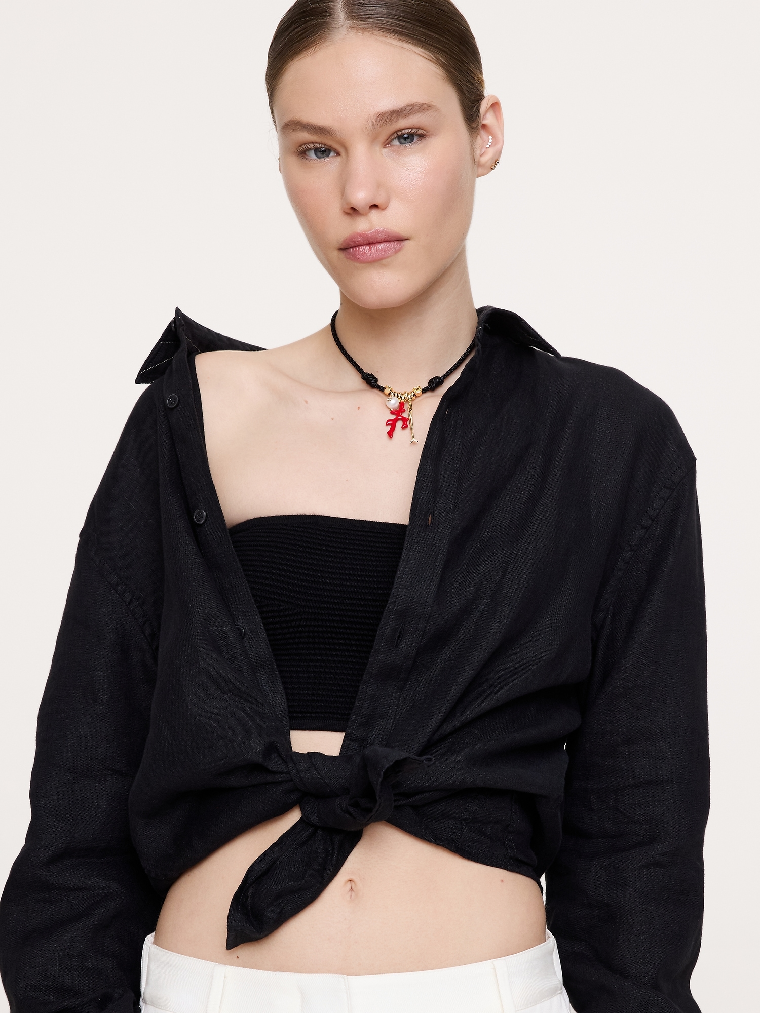 Image number 2 showing, Sardina Necklace by Martha Calvo