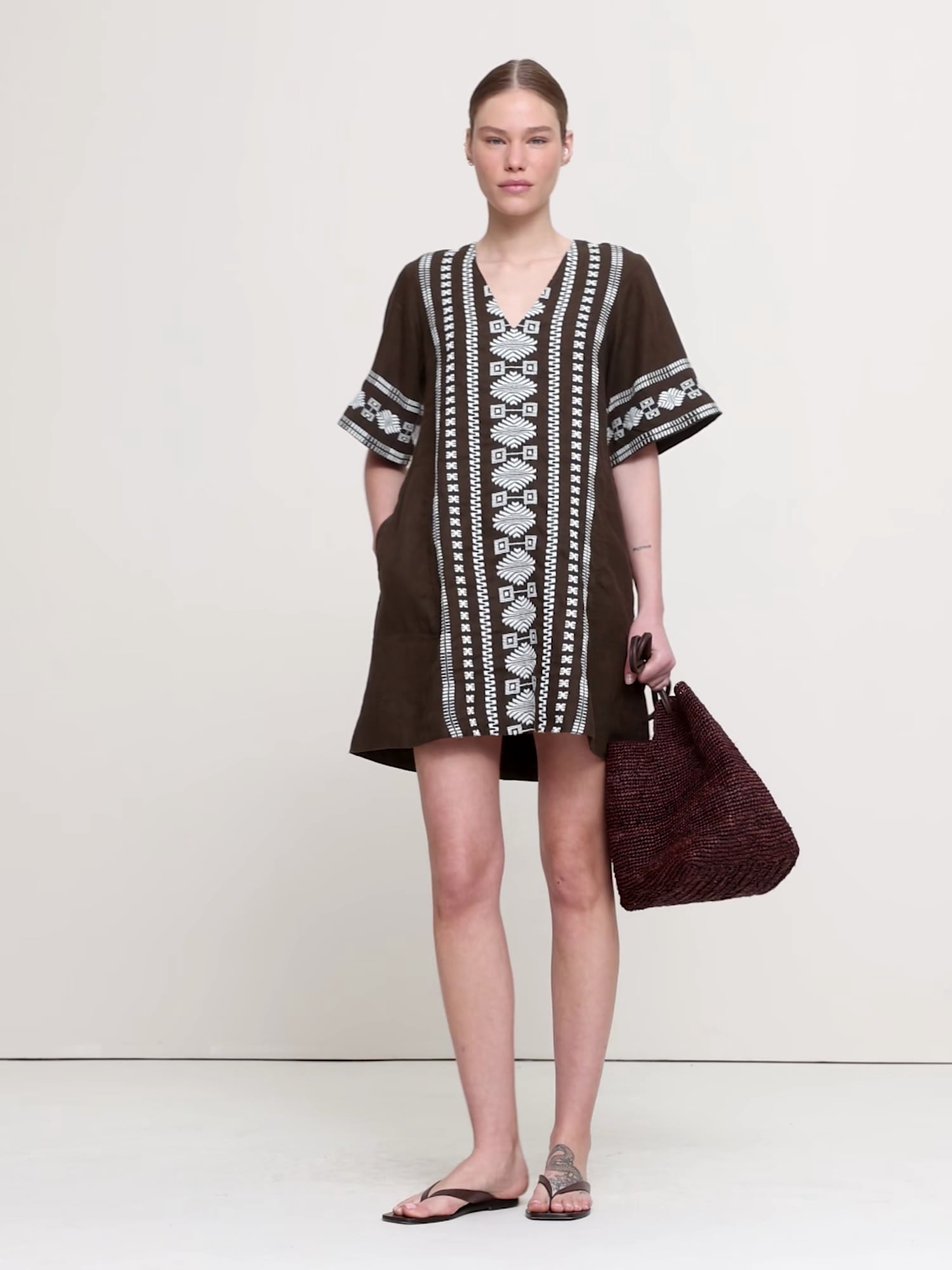 Embroidered Linen Mini Dress | Banana Republic Embroidered Linen Mini Dress | Banana Republic