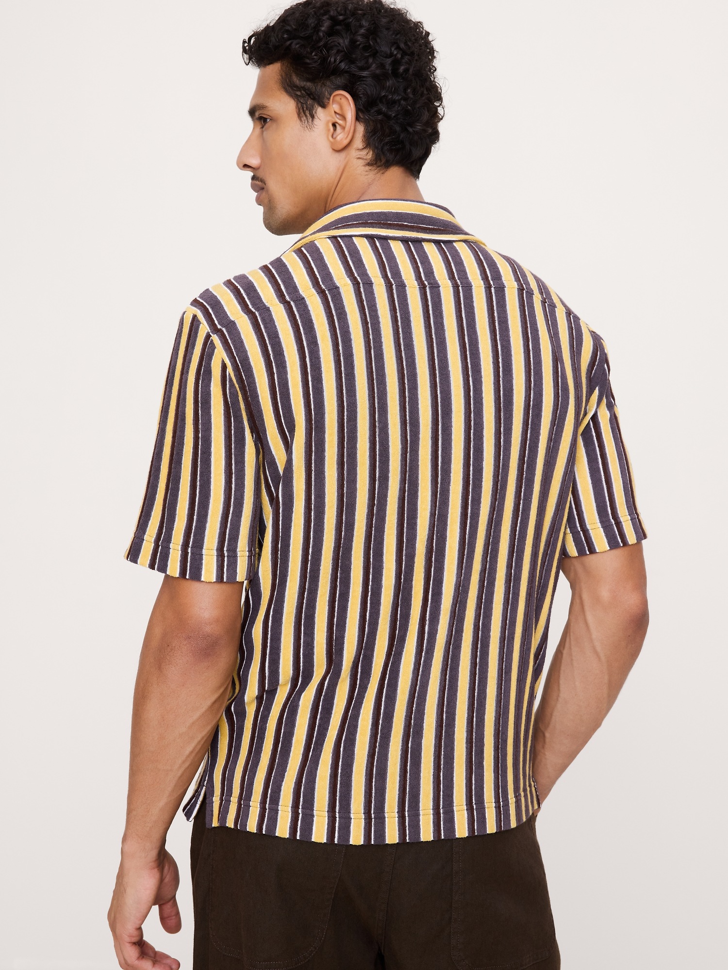 Мужская рубашка Banana Republic Stripe Terry Resort, цвет: Разноцветный полосатый — фото 2