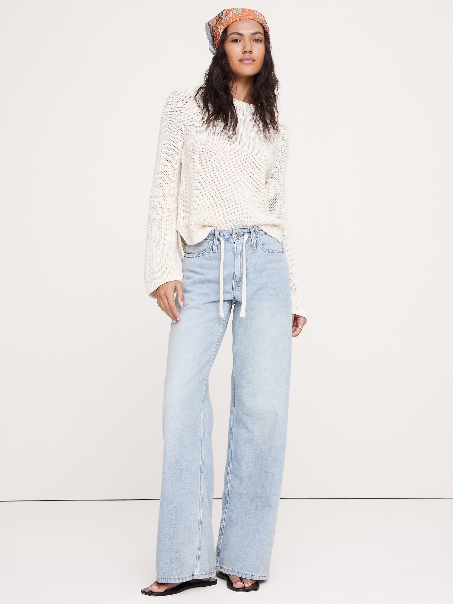 Mid-Rise Wide-Leg Drawstring Jean