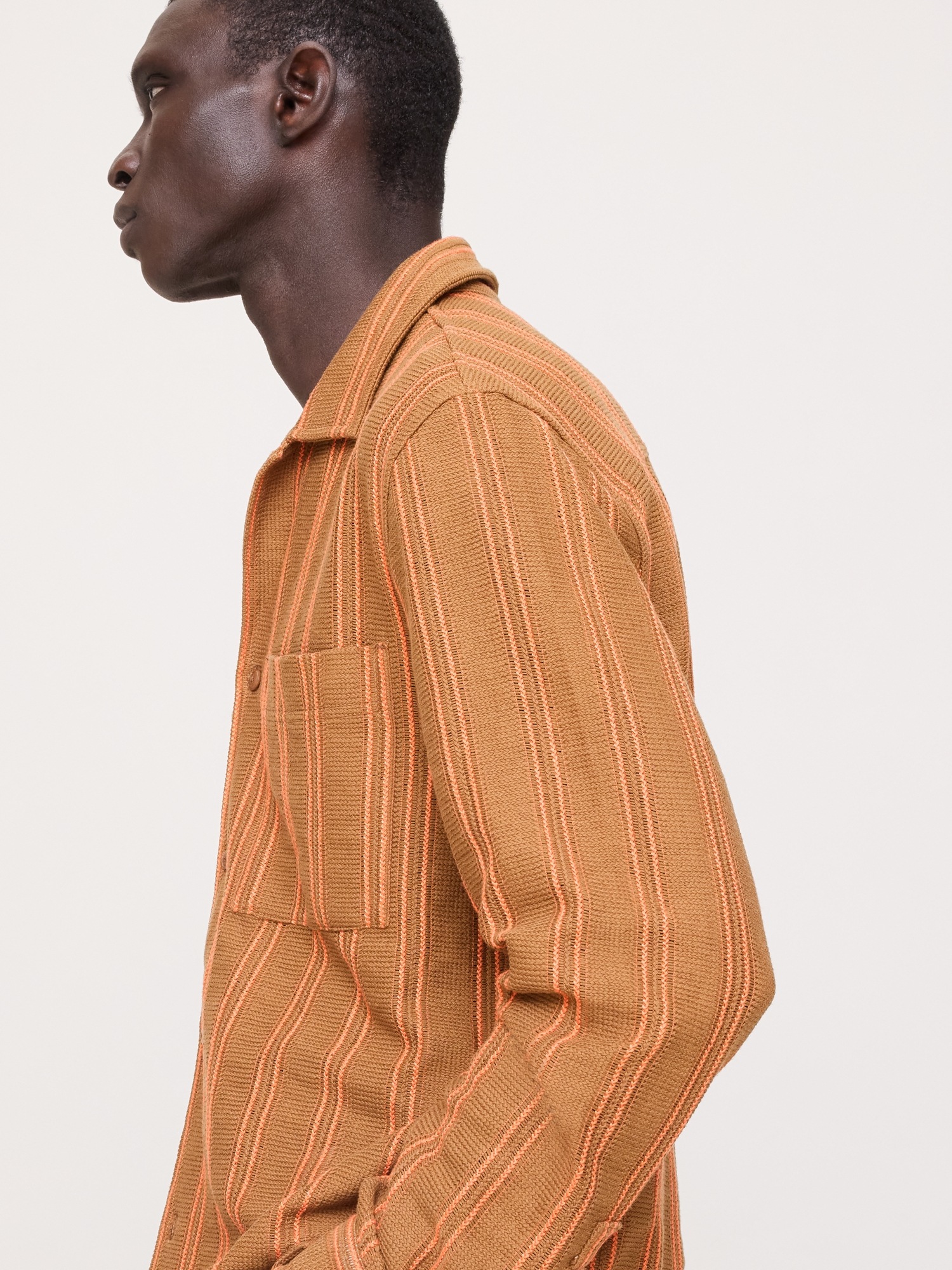 Мужская рубашка Banana Republic Striped Knit Resort, цвет: Коричный кофейный коричневый — фото 3