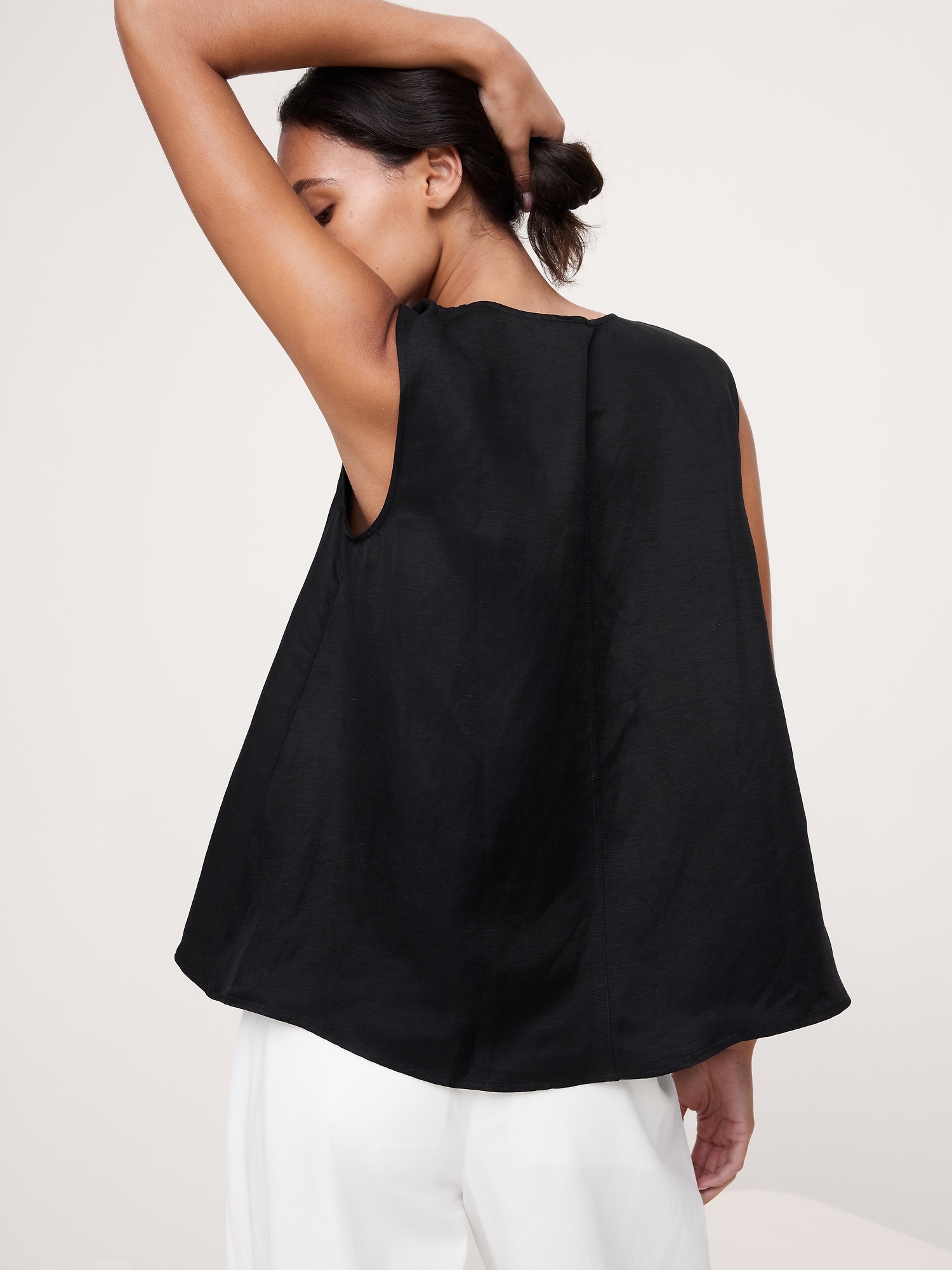 Image number 6 showing, Viscose-Linen Scoop-Neck Tank