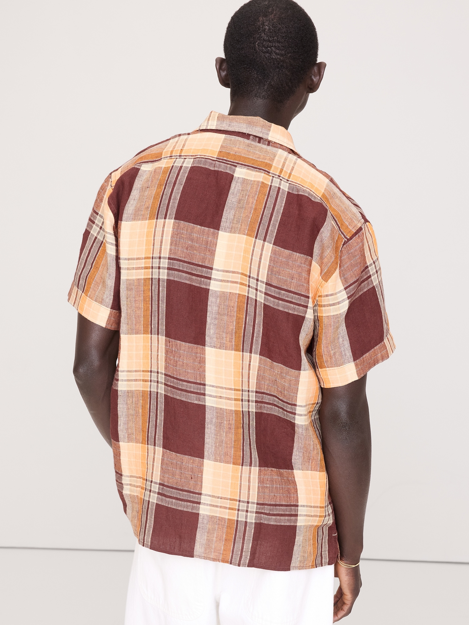 Image number 2 showing, Standard-Fit Linen Resort Shirt