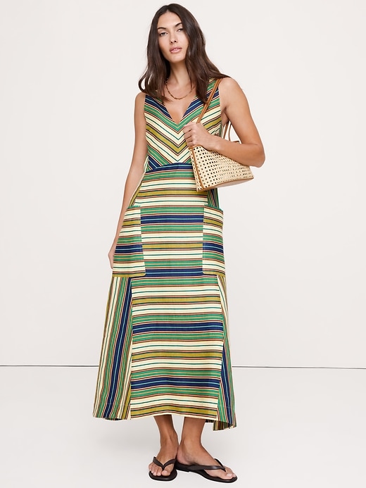 Linen Pocket Maxi Dress