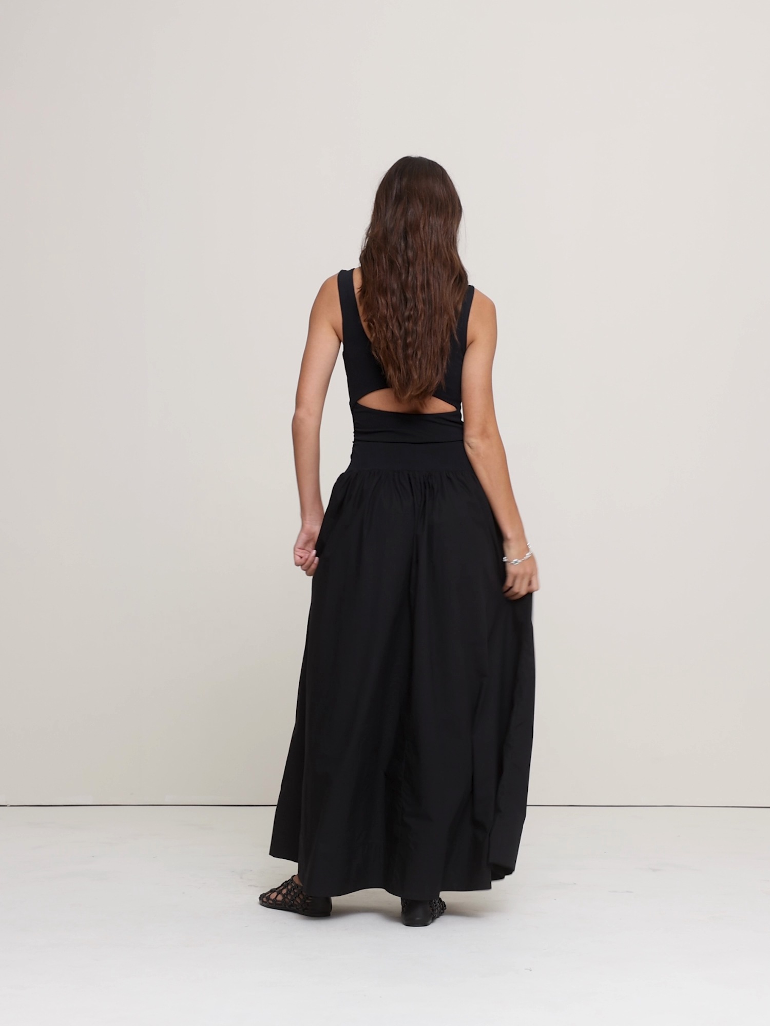 Женское платье Banana Republic Sculpted-Stretch + Cotton Poplin Maxi, цвет: Чёрный — фото 4