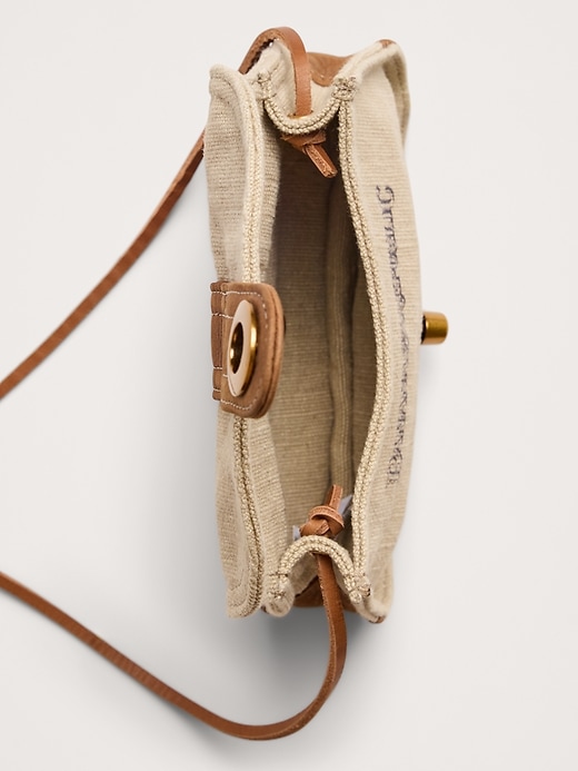 Archive Reissue Essential Crossbody Bag | Banana Republic Archive Reissue Essential Crossbody Bag | Banana Republic