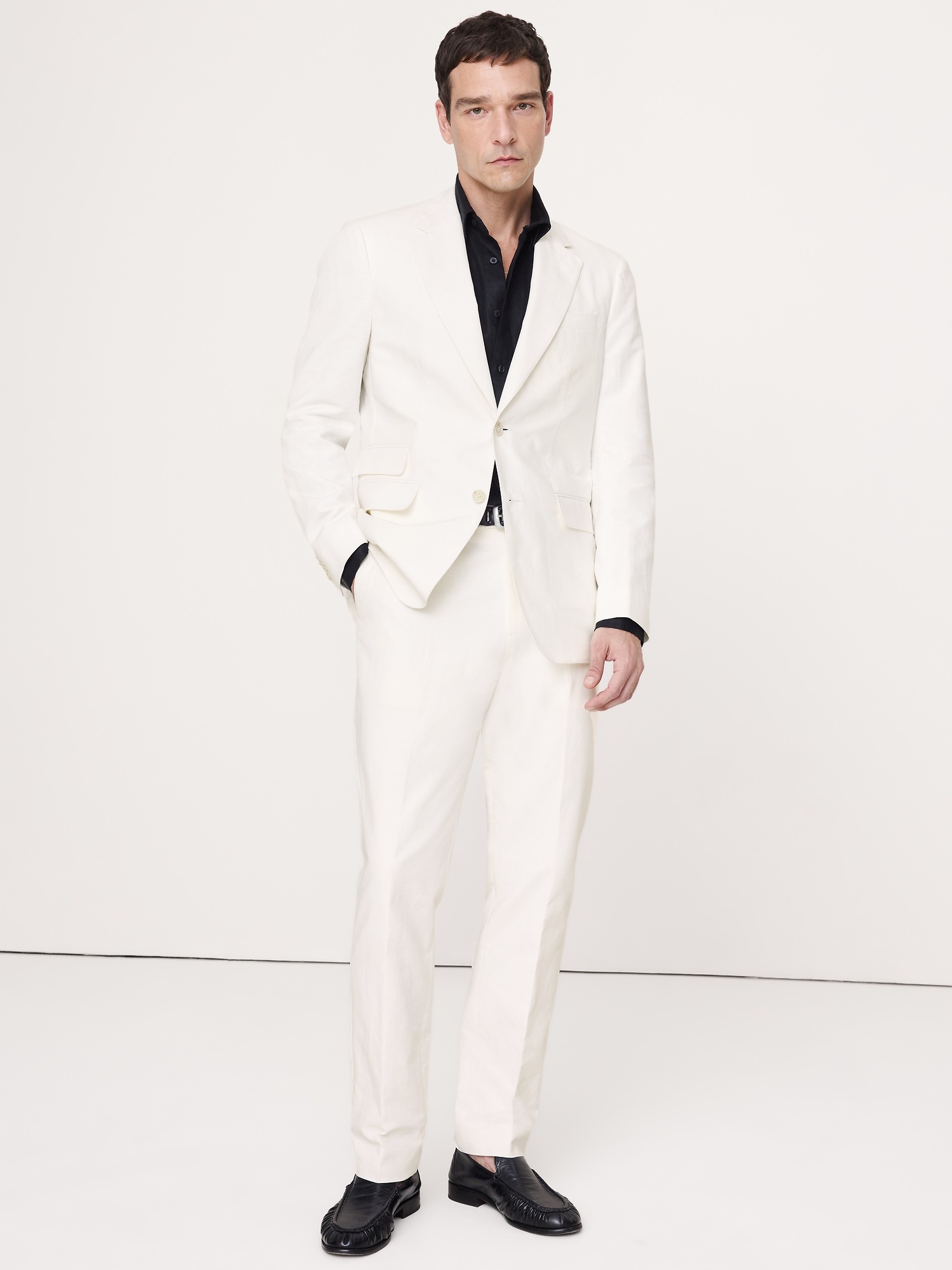Мужские брюки Banana Republic Tailored Slim-Fit Italian Cotton-Linen Suit Pant, цвет: Слоновая кость — фото 5