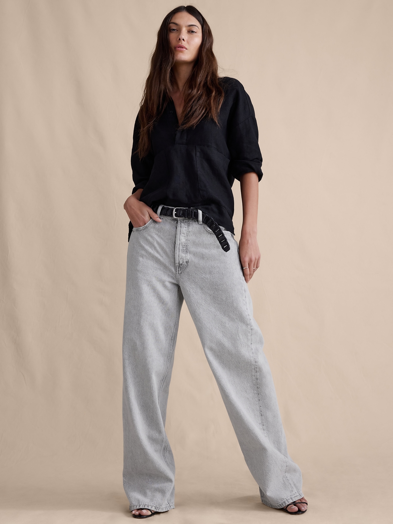 Image number 1 showing, Mid-Rise Baggy-Straight Lightweight Jean