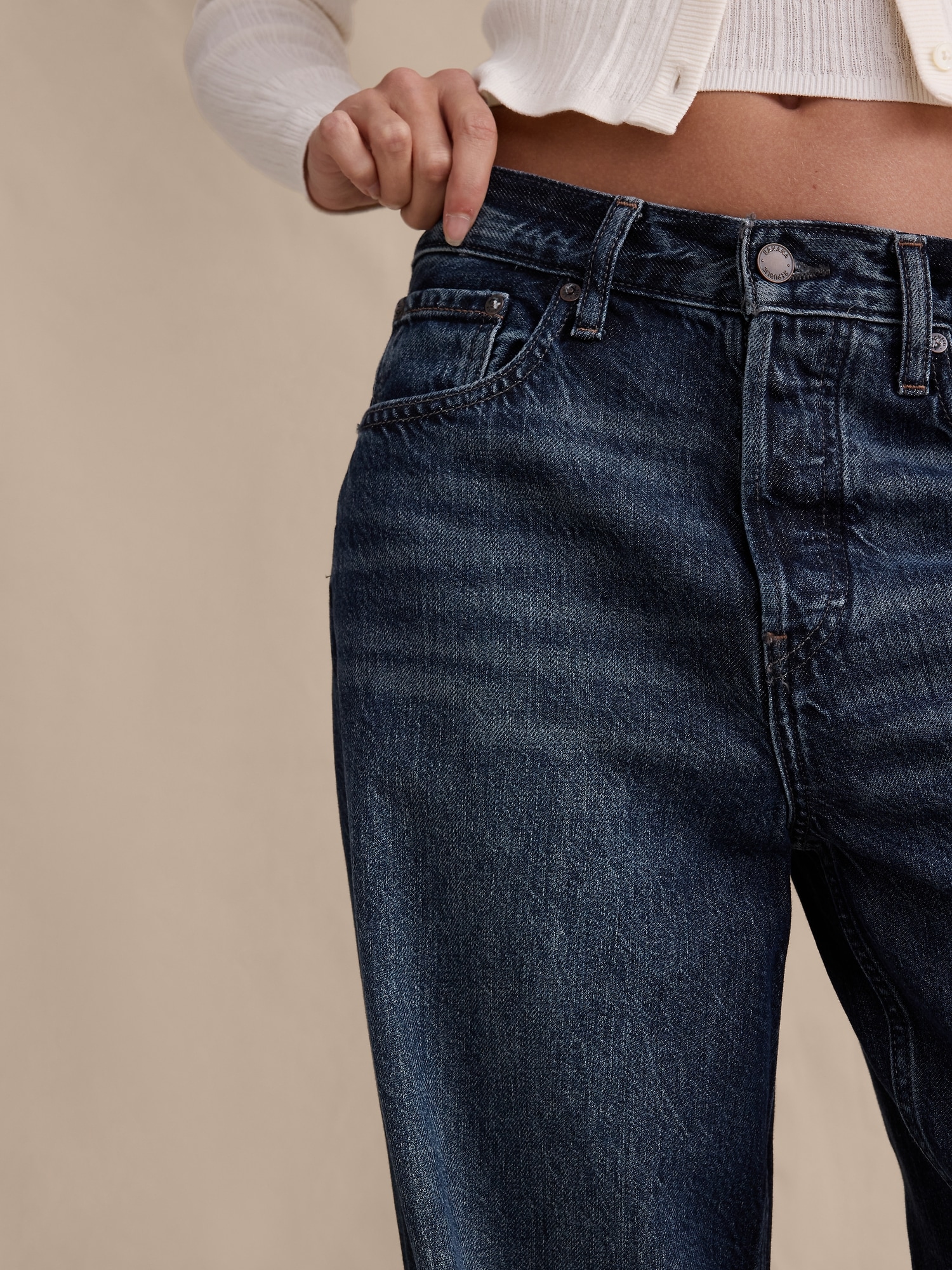 Image number 4 showing, Mid-Rise Baggy-Straight Lightweight Jean