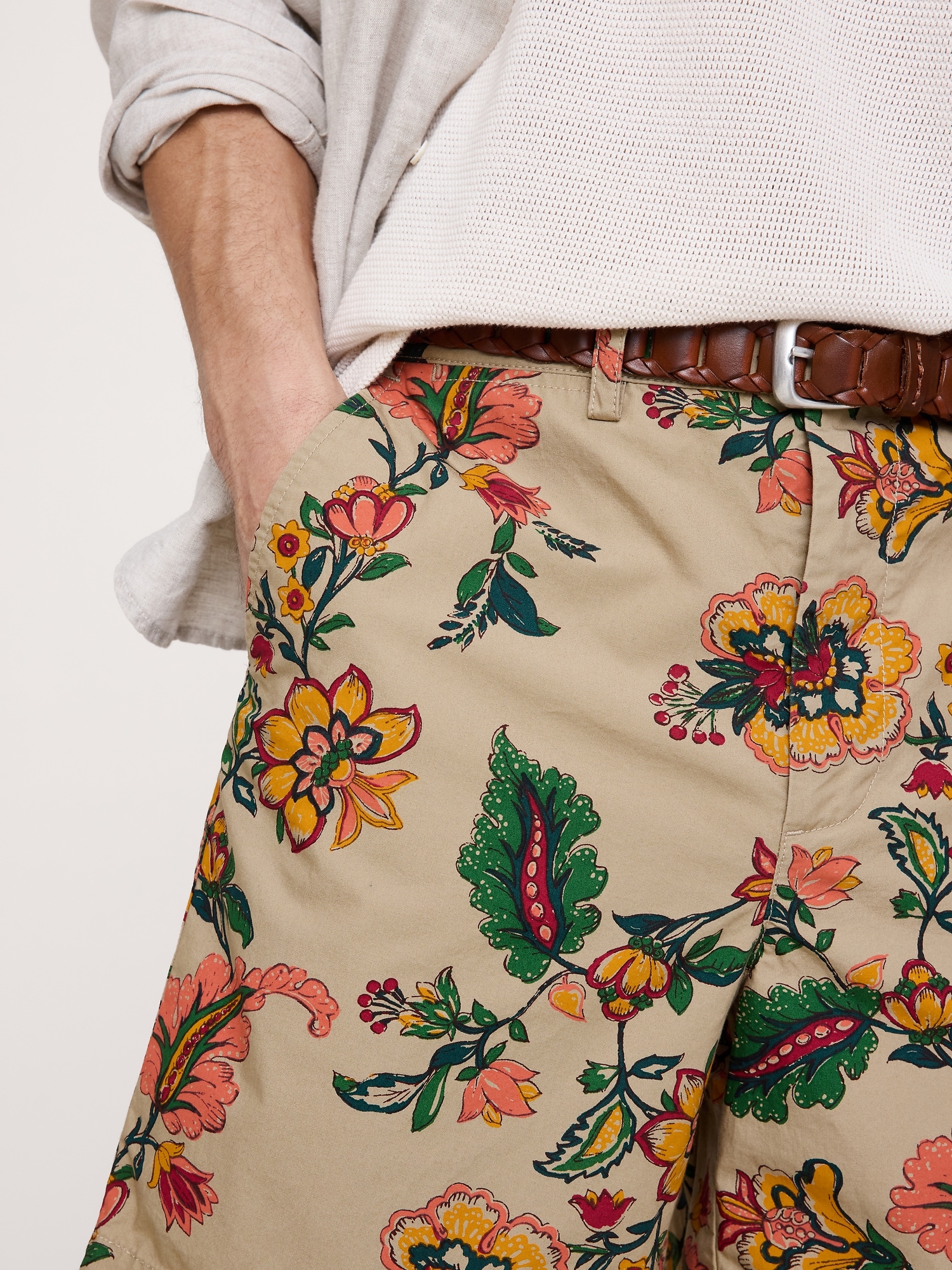 Image number 3 showing, 8" Floral Bermuda Short