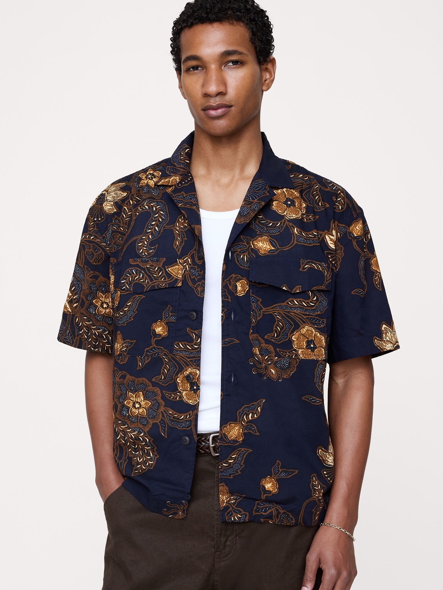 Мужская рубашка Banana Republic Archive Reissue Relaxed-Fit Cotton Poplin, цвет: Тёмно-синий с принтом