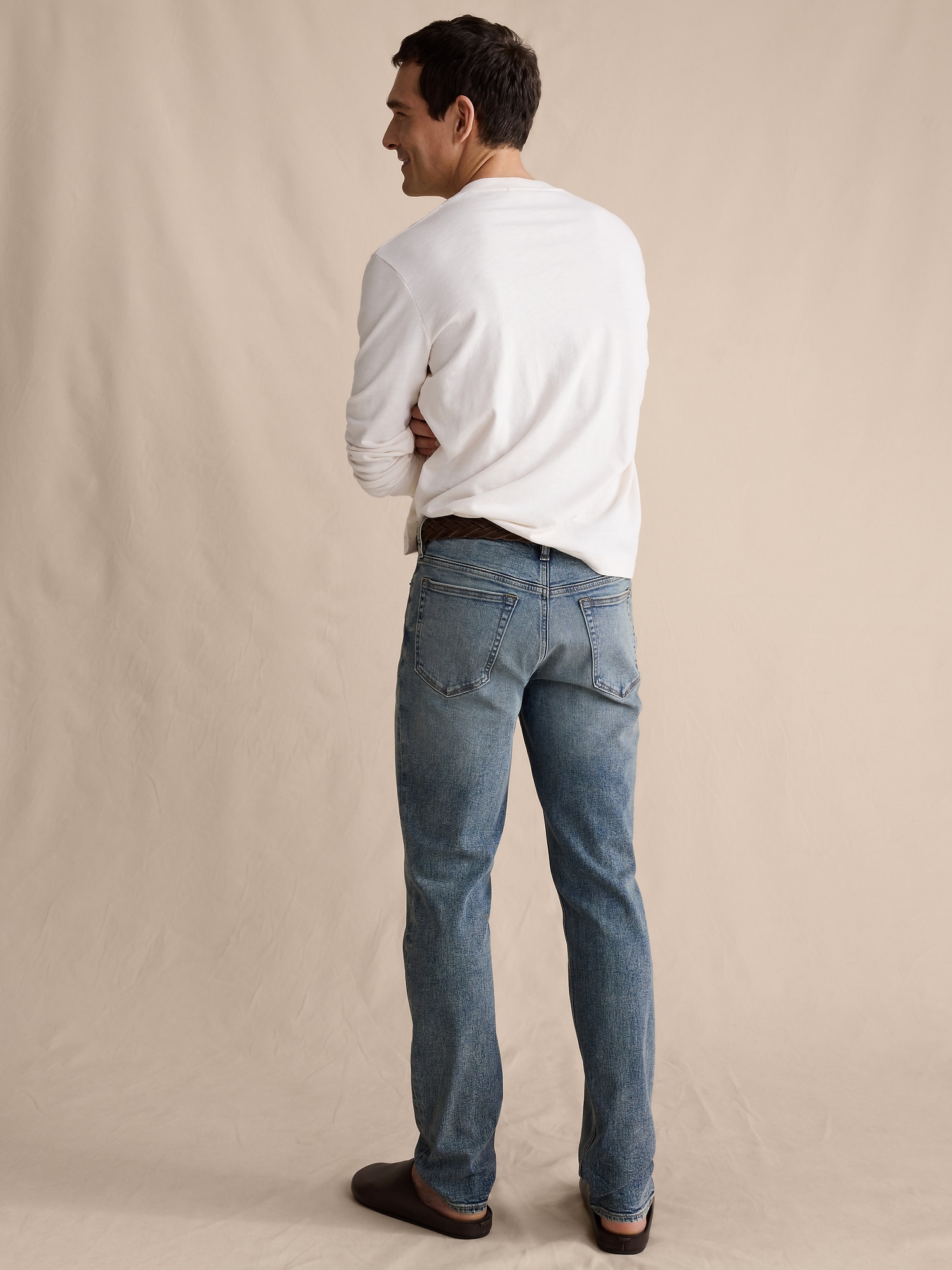 Image number 3 showing, Slim Luxe Traveler Jean