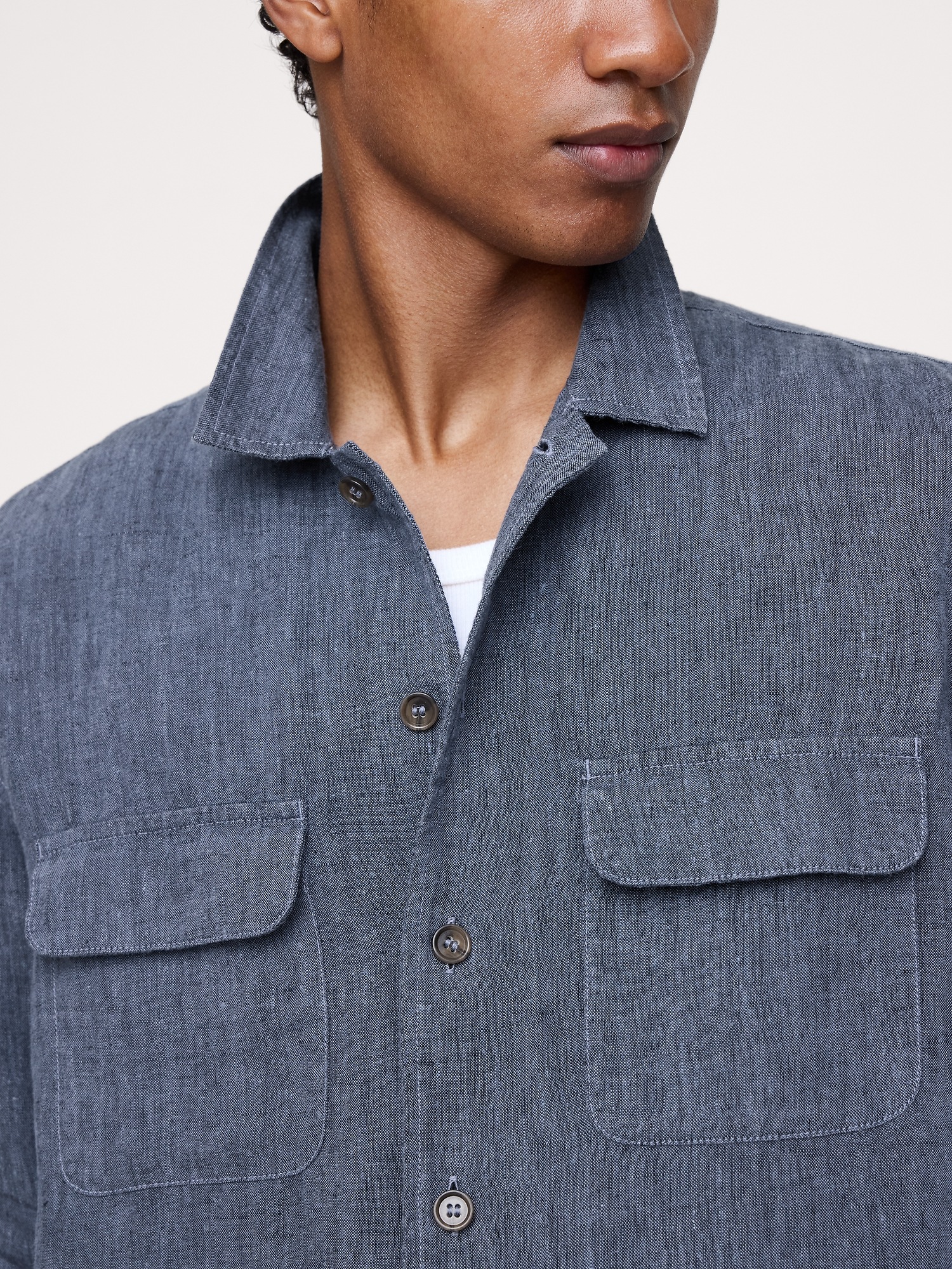 Мужская рубашка Banana Republic Relaxed-Fit Linen Resort, цвет: Синий, вариант 1 — фото 5