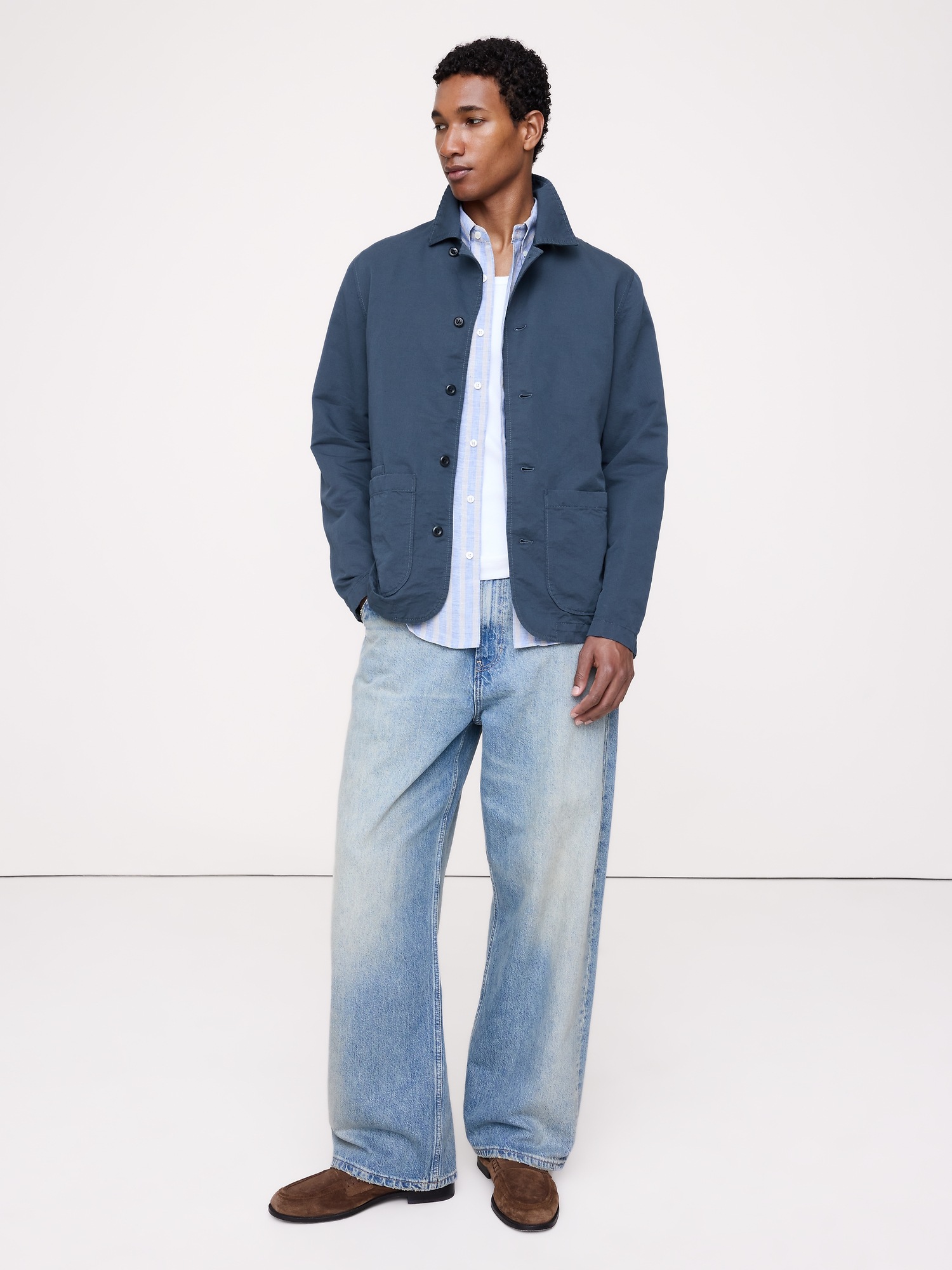 Мужская куртка Banana Republic Italian Linen-Cotton Shirt Jacket, цвет: Тёмный джинсовый синий — фото 2
