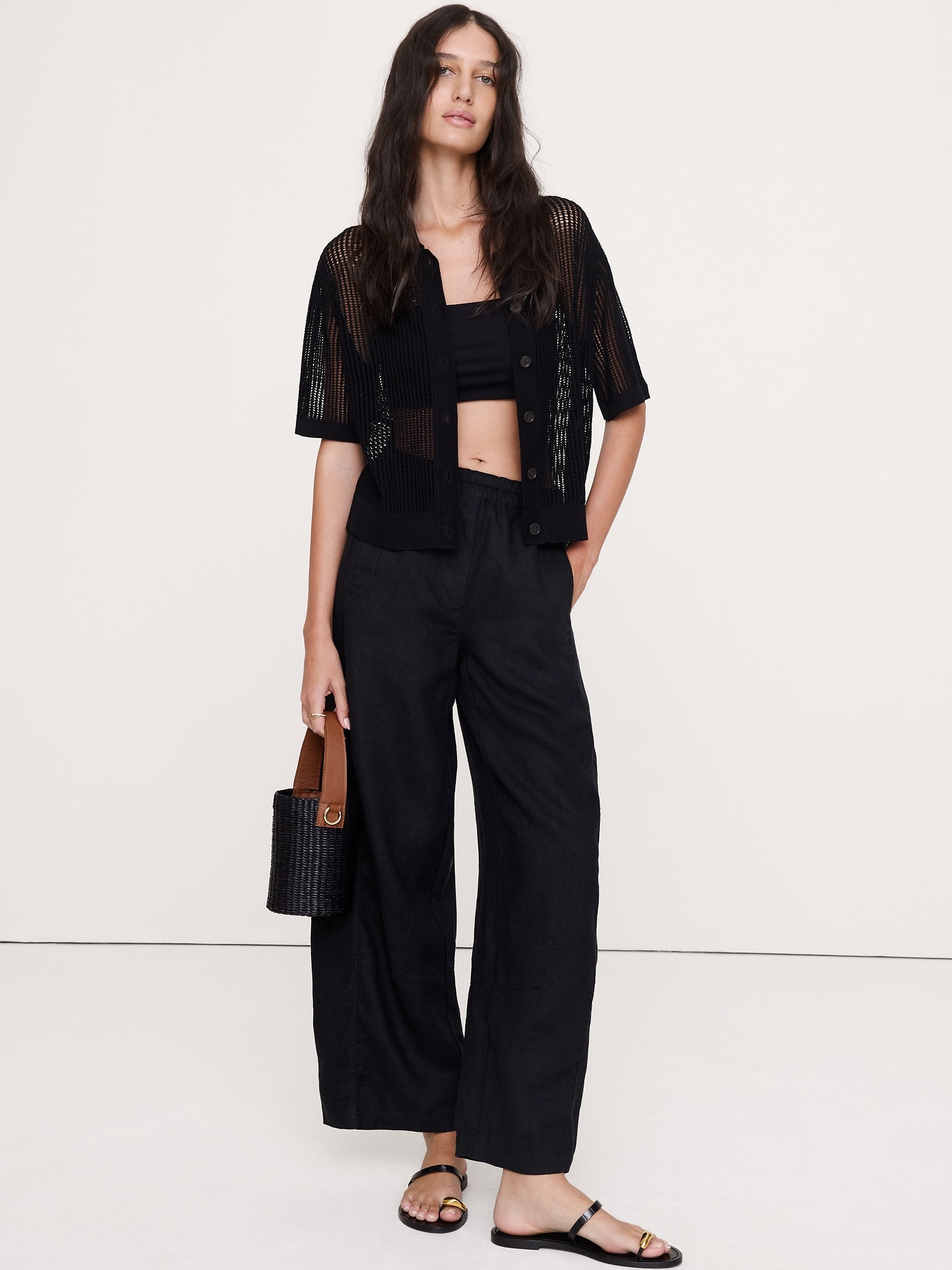 Женские брюки Banana Republic Mid-Rise Relaxed Painter Pull-On Pant in Linen, цвет: Чёрный