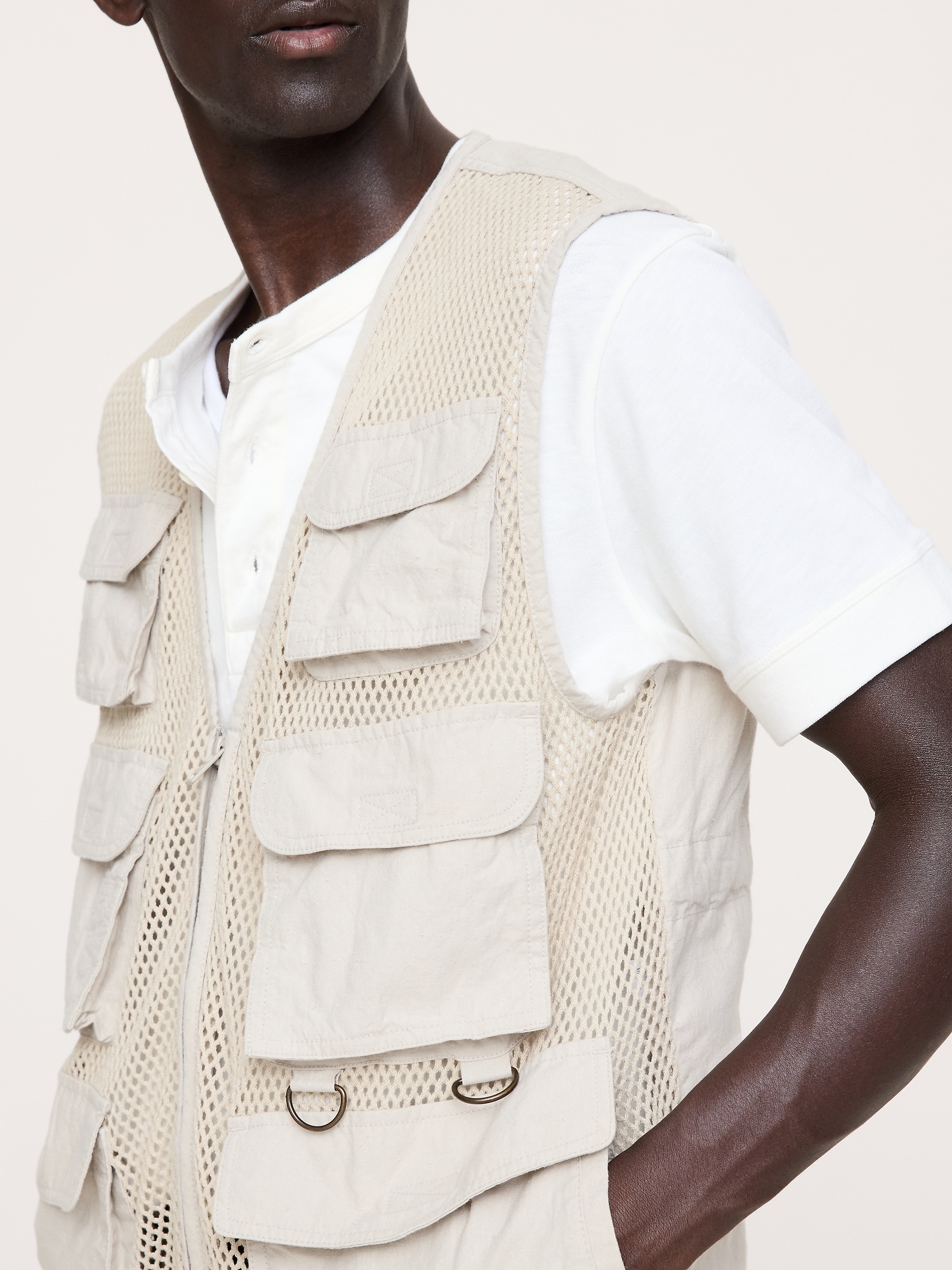 Image number 5 showing, Mesh Photojournalist Vest