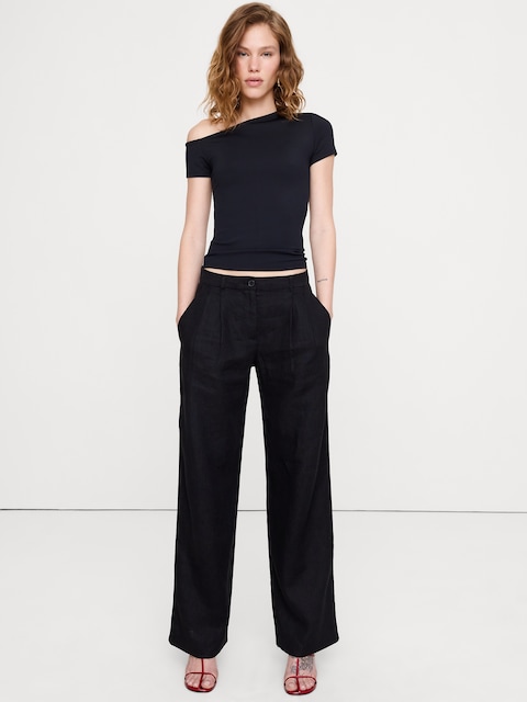 Sculpted-Stretch Off-Shoulder Top
